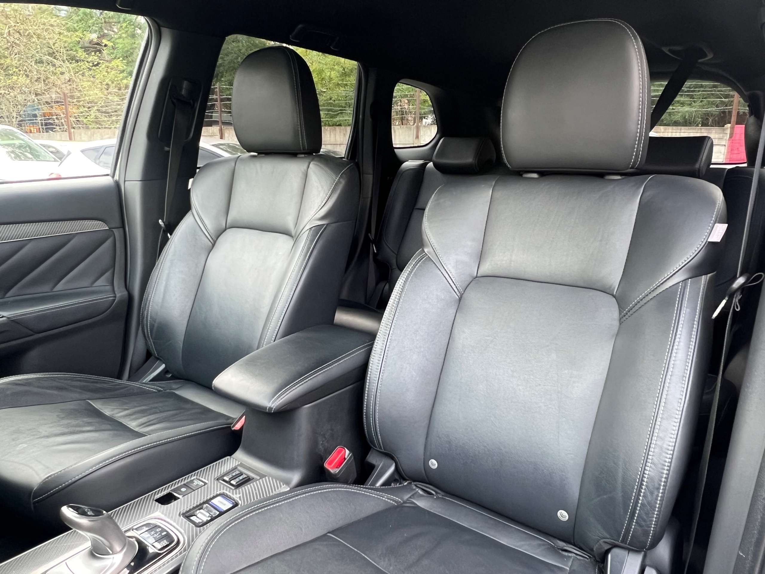 2019 MITSUBISHI OUTLANDER 2019 MITSUBISHI OUTLANDER