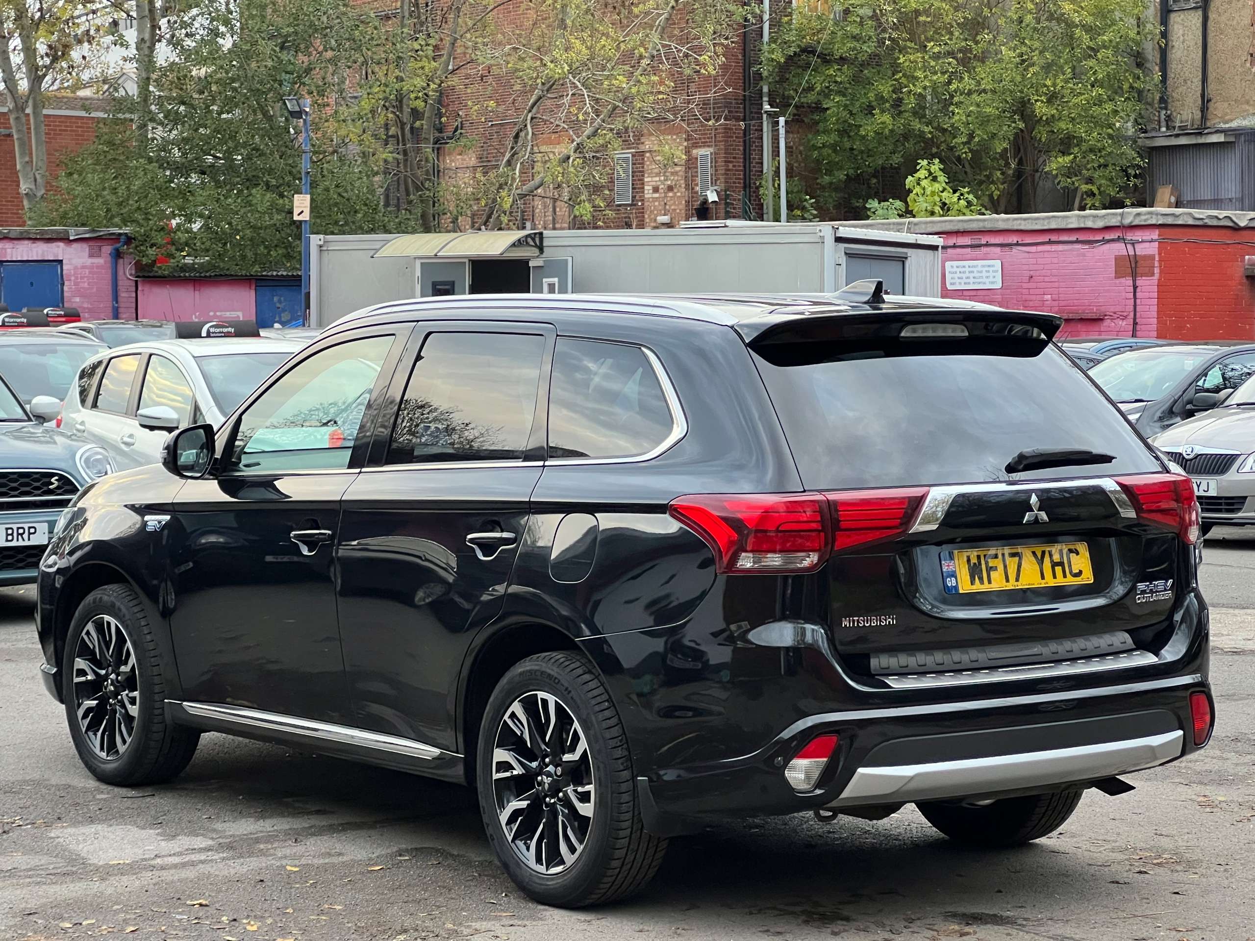 2017 MITSUBISHI OUTLANDER 2017 MITSUBISHI OUTLANDER