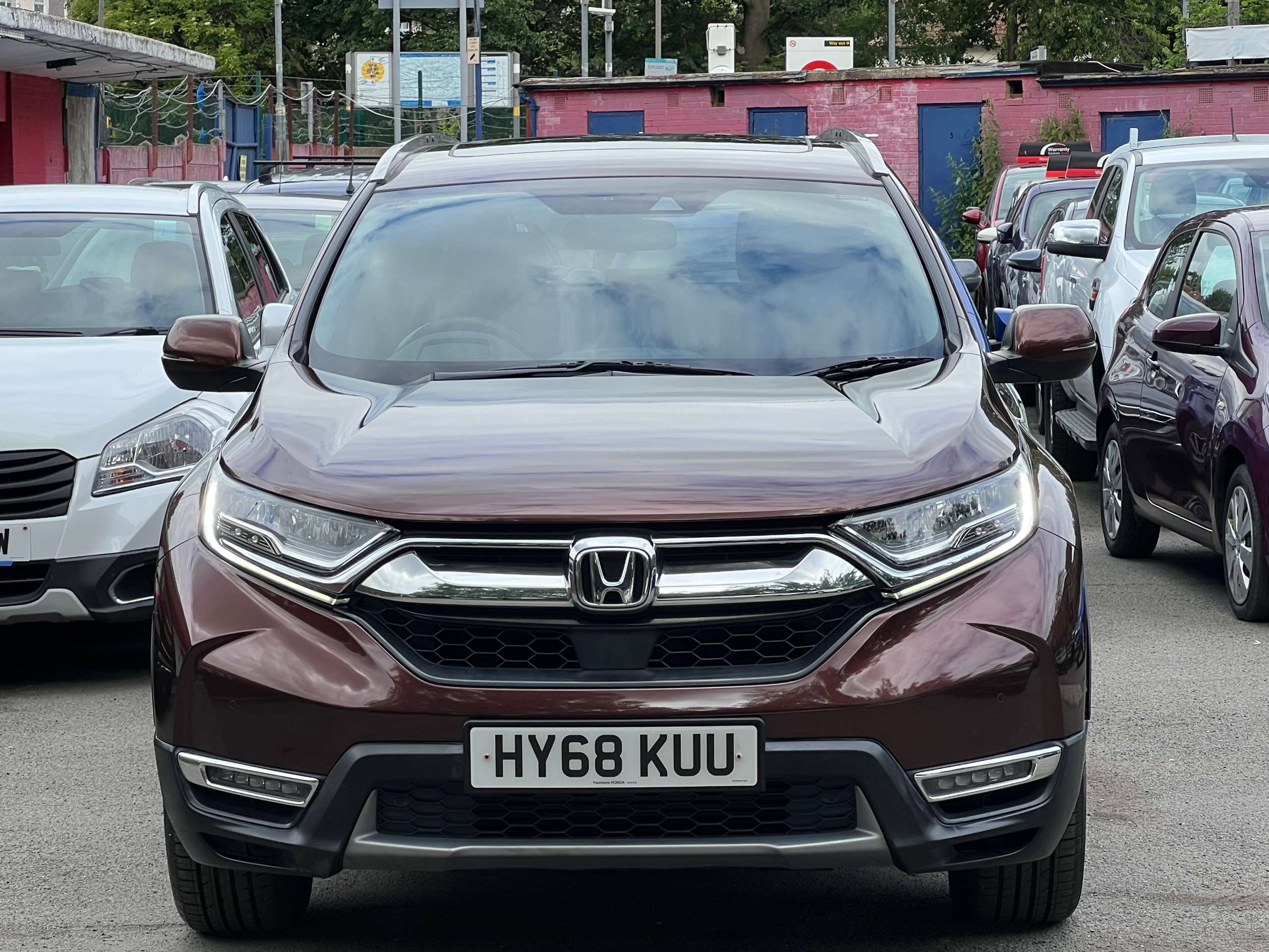 A 2018 HONDA CR-V 1.5 VTEC Turbo EX SUV 5dr Petrol CVT 4WD Euro 6 (193 ps) A 2018 HONDA CR-V 1.5 VTEC Turbo EX SUV 5dr Petrol CVT 4WD Euro 6 (193 ps)