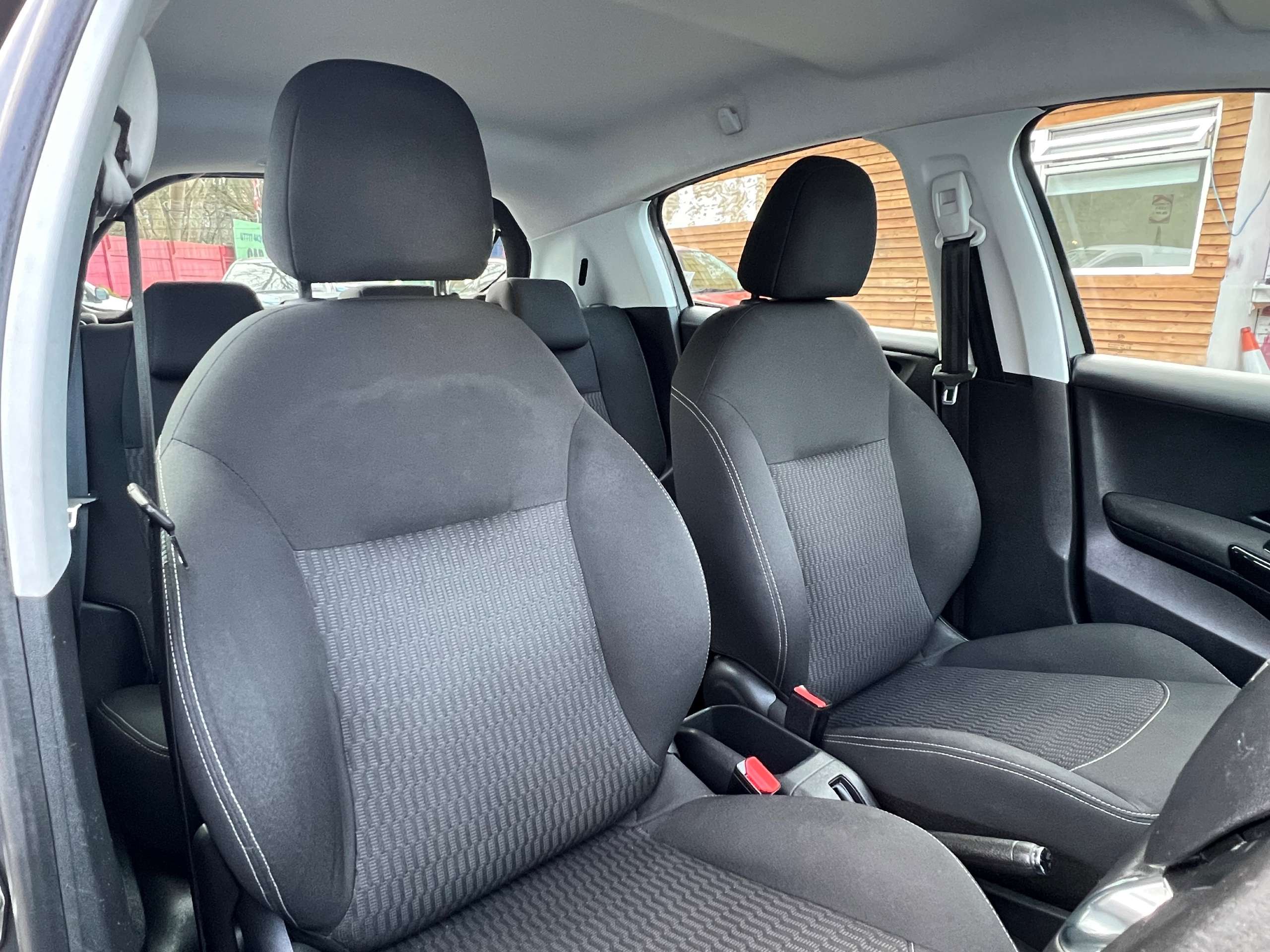 2018 PEUGEOT 208 2018 PEUGEOT 208