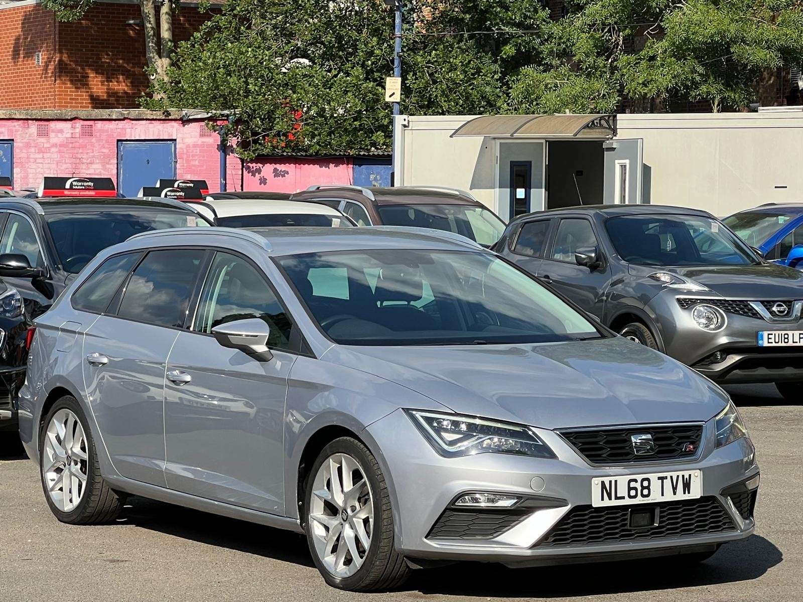 A 2018 SEAT LEON 1.4 TSI FR Technology ST 5dr Petrol Manual Euro 6 (s/s) (125 ps) A 2018 SEAT LEON 1.4 TSI FR Technology ST 5dr Petrol Manual Euro 6 (s/s) (125 ps)