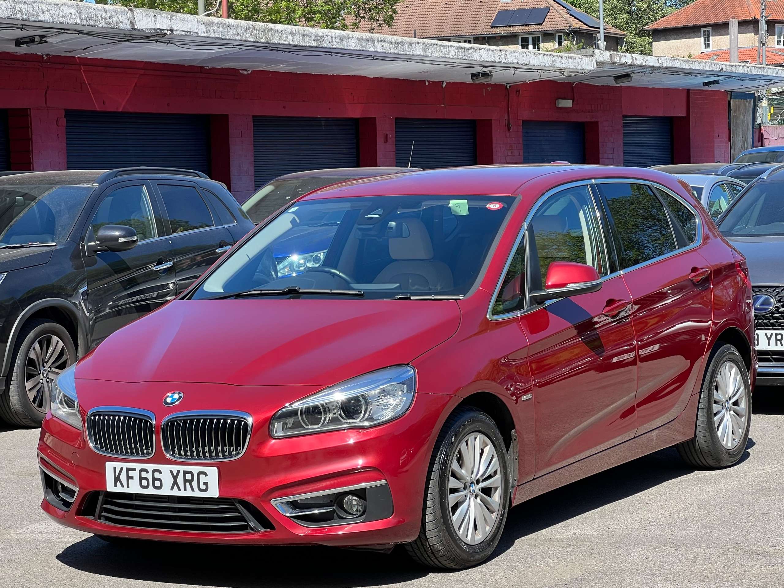 A 2016 BMW 2 SERIES ACTIVE TOURER 218d Luxury A 2016 BMW 2 SERIES ACTIVE TOURER 218d Luxury