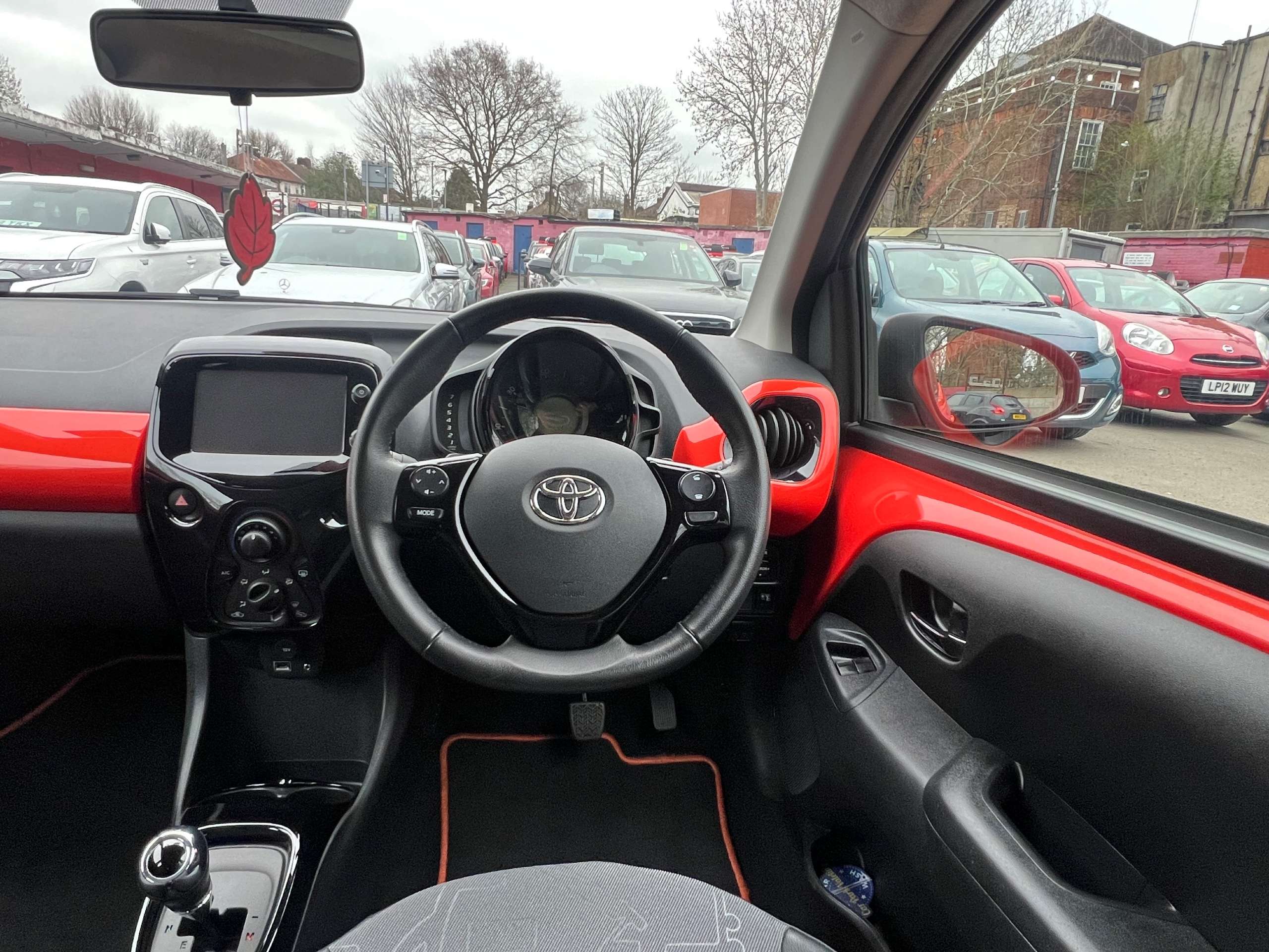 2015 TOYOTA AYGO 2015 TOYOTA AYGO
