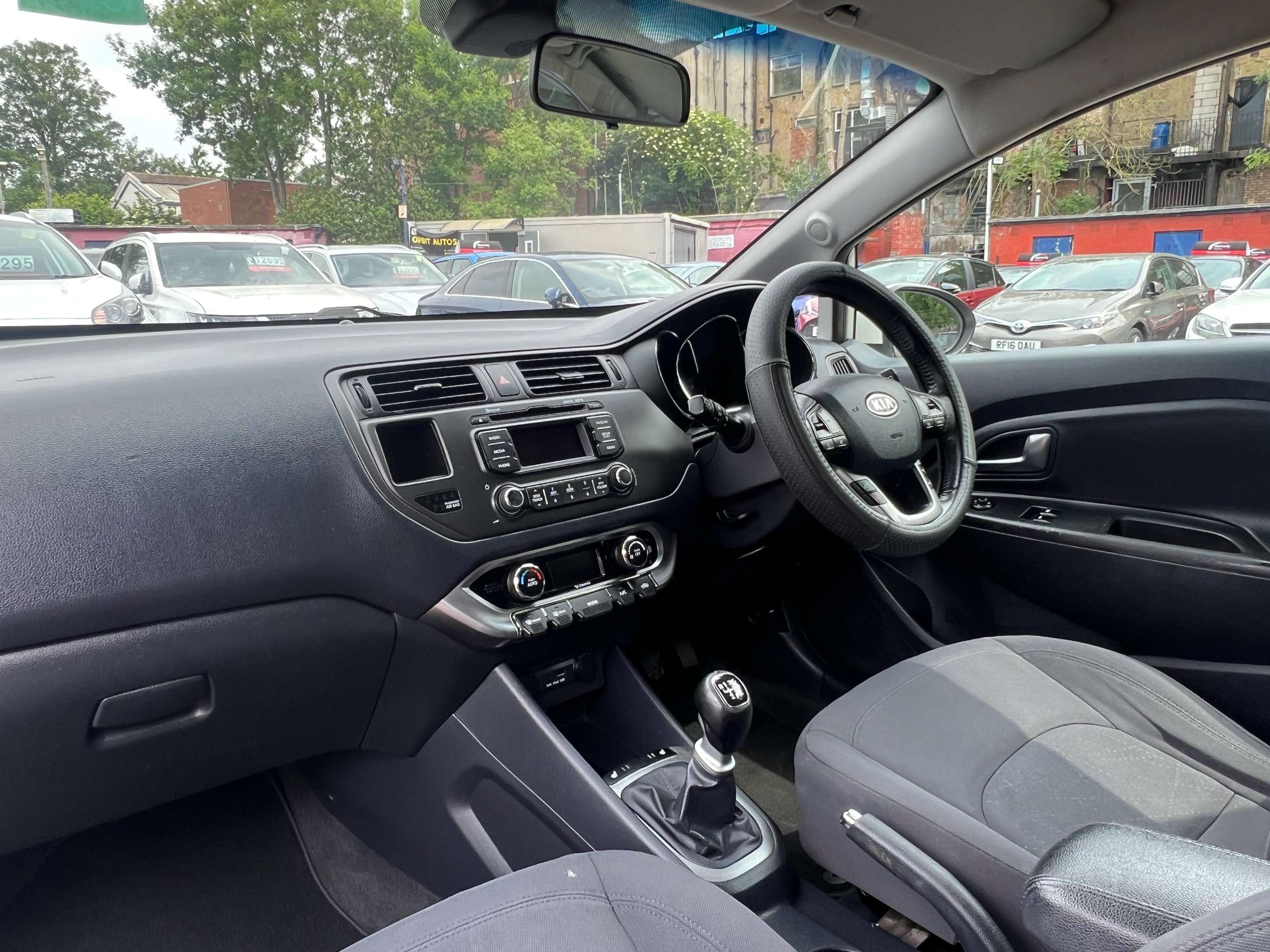 2012 KIA RIO 2012 KIA RIO