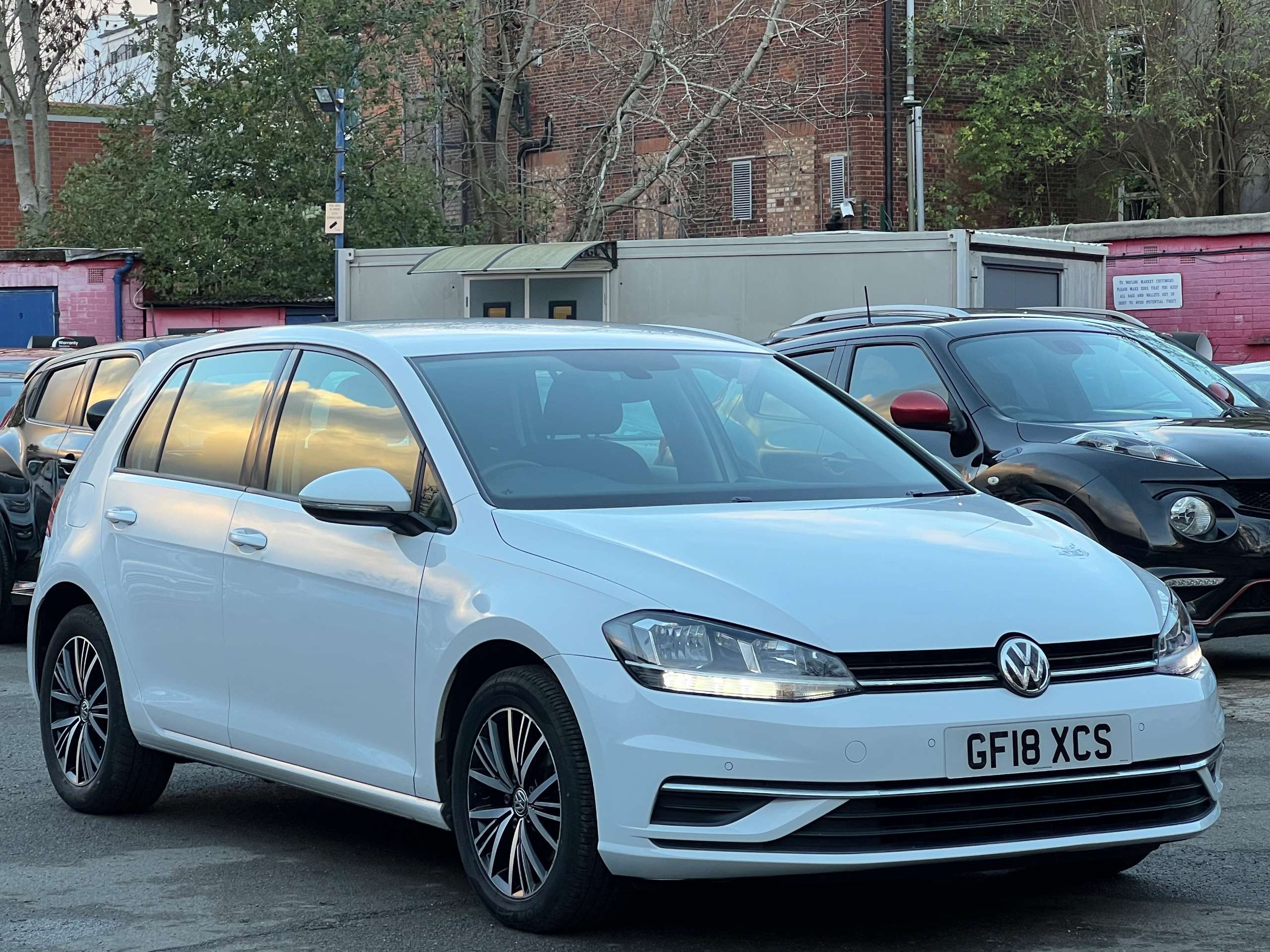 2018 VOLKSWAGEN GOLF 2018 VOLKSWAGEN GOLF