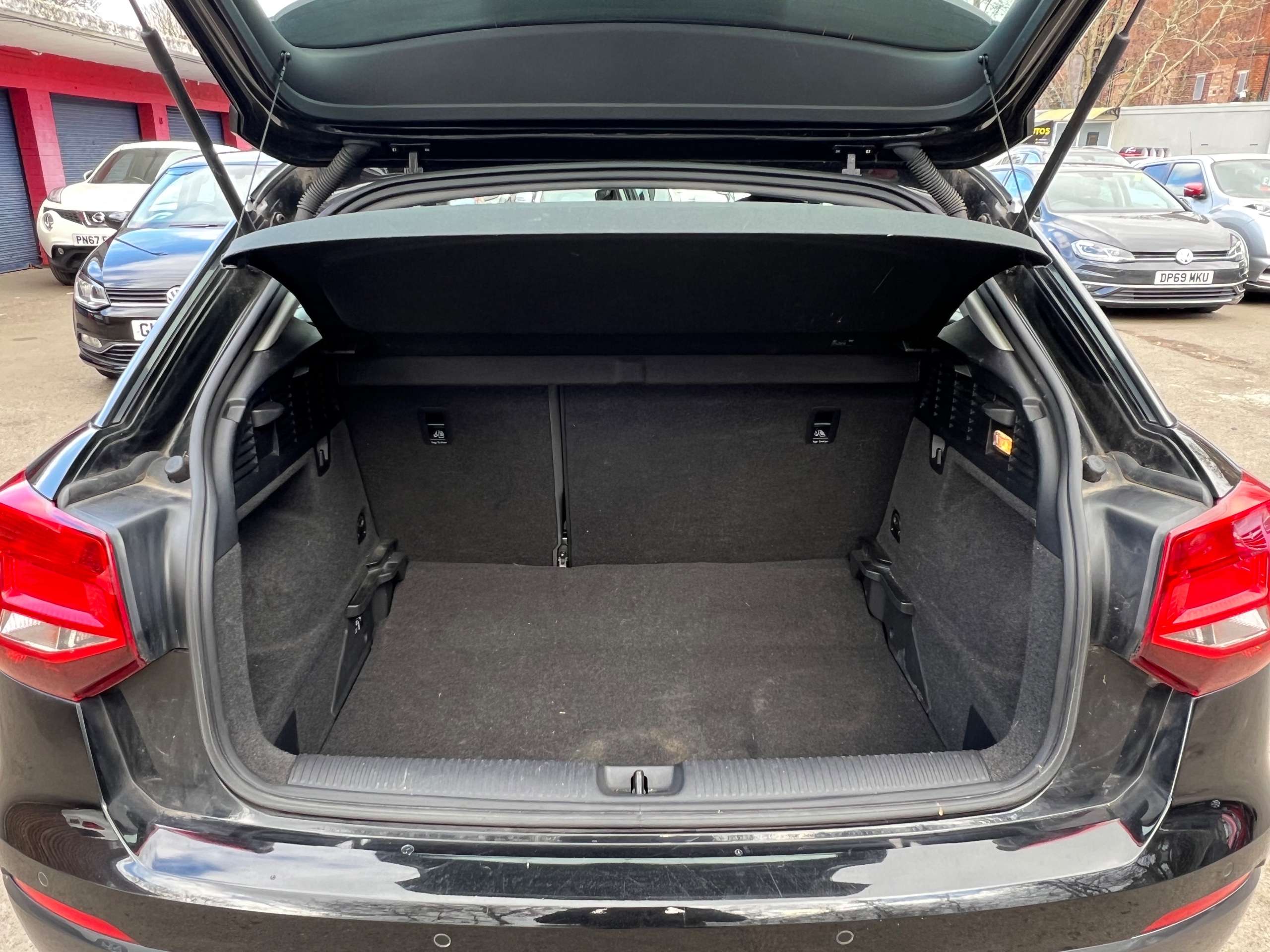 2018 AUDI Q2 2018 AUDI Q2