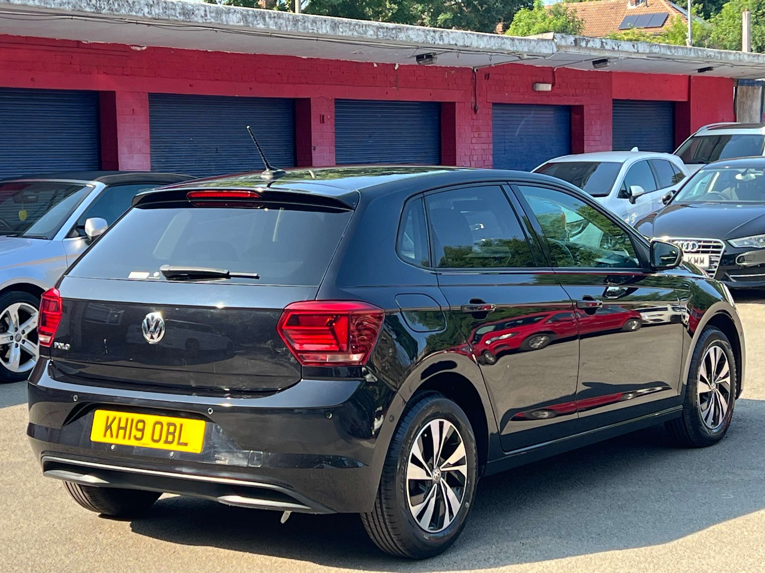 2019 VOLKSWAGEN POLO 2019 VOLKSWAGEN POLO