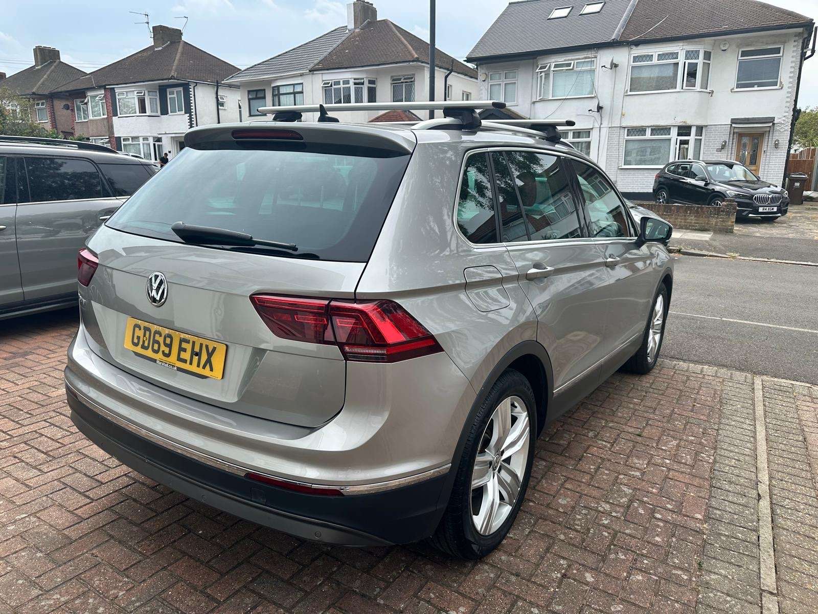 2020 VOLKSWAGEN TIGUAN 2020 VOLKSWAGEN TIGUAN