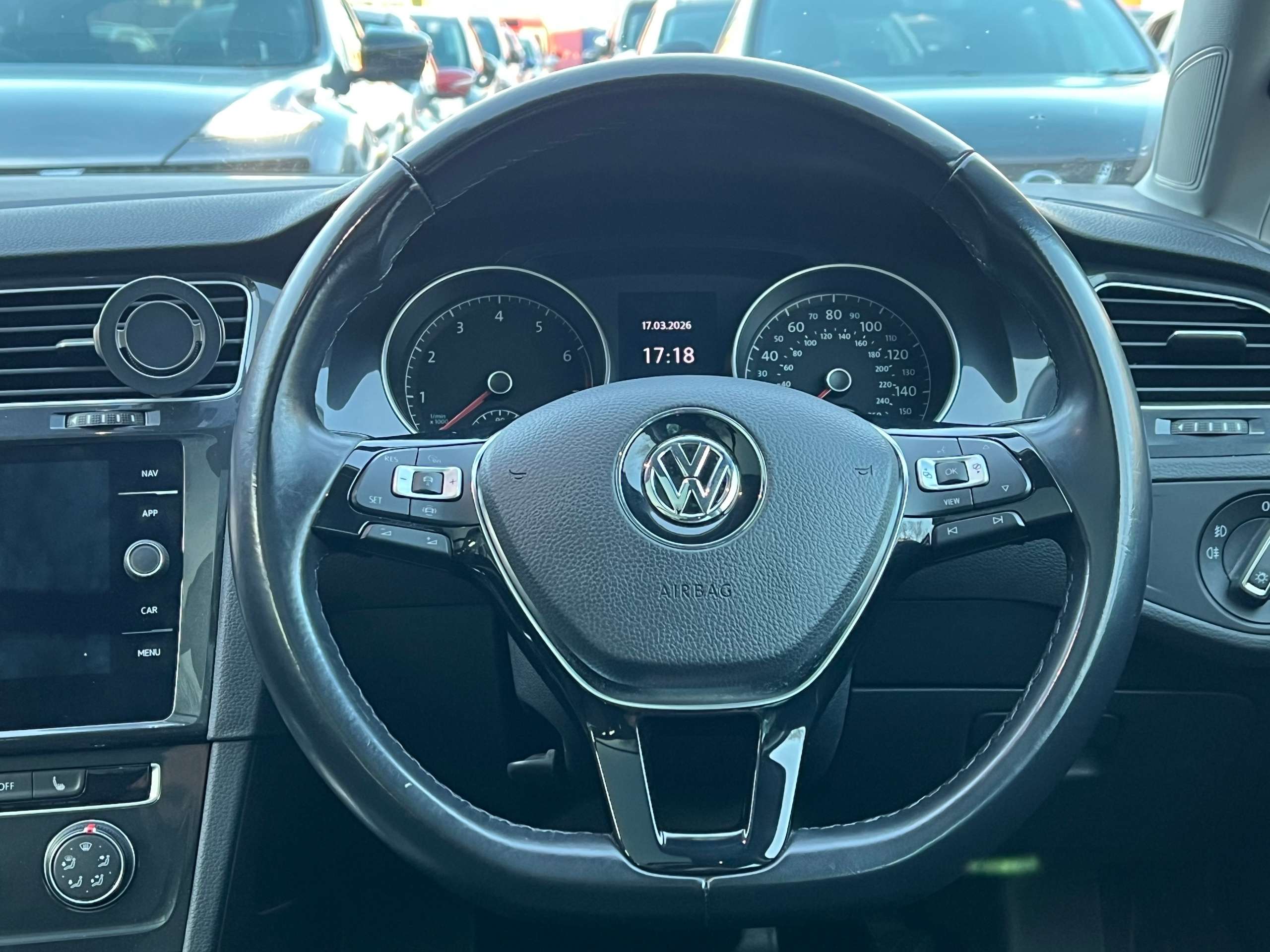 2019 VOLKSWAGEN GOLF 2019 VOLKSWAGEN GOLF