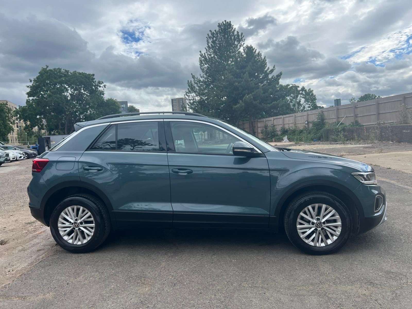 2023 VOLKSWAGEN T-ROC 2023 VOLKSWAGEN T-ROC