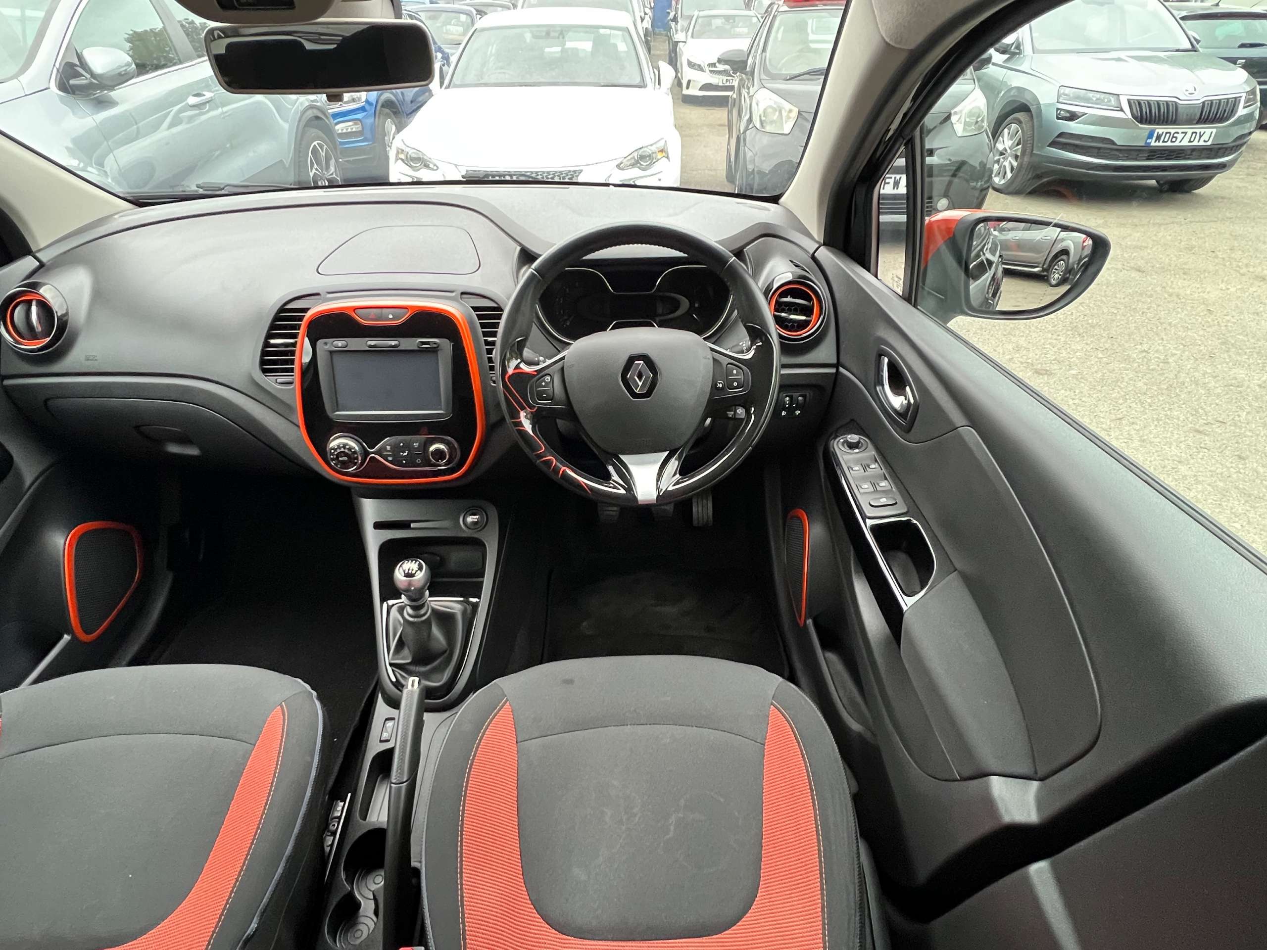 2017 RENAULT CAPTUR 2017 RENAULT CAPTUR