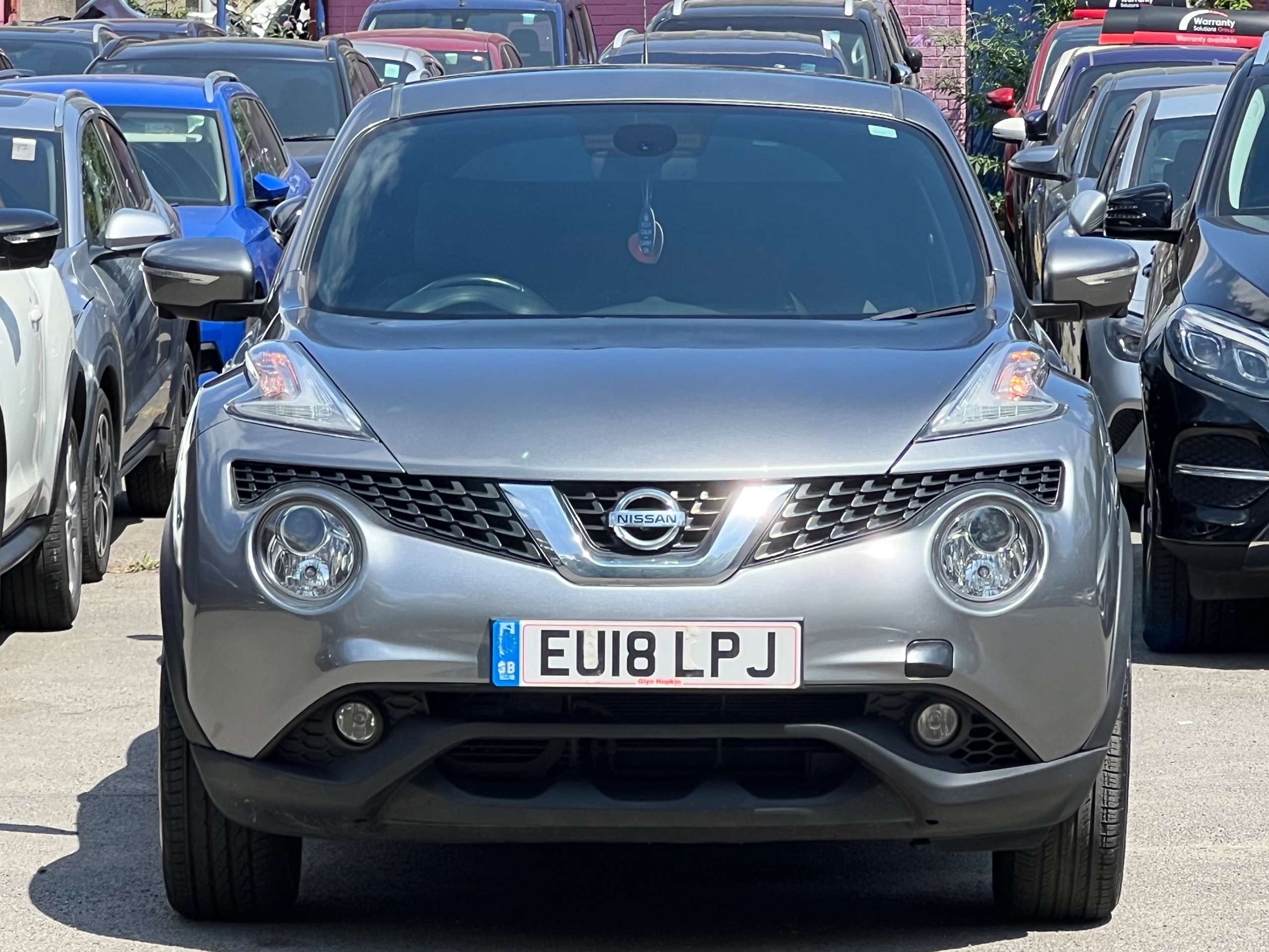 A 2018 NISSAN JUKE 1.6 Tekna SUV 5dr Petrol XTRON Euro 6 (117 ps) A 2018 NISSAN JUKE 1.6 Tekna SUV 5dr Petrol XTRON Euro 6 (117 ps)