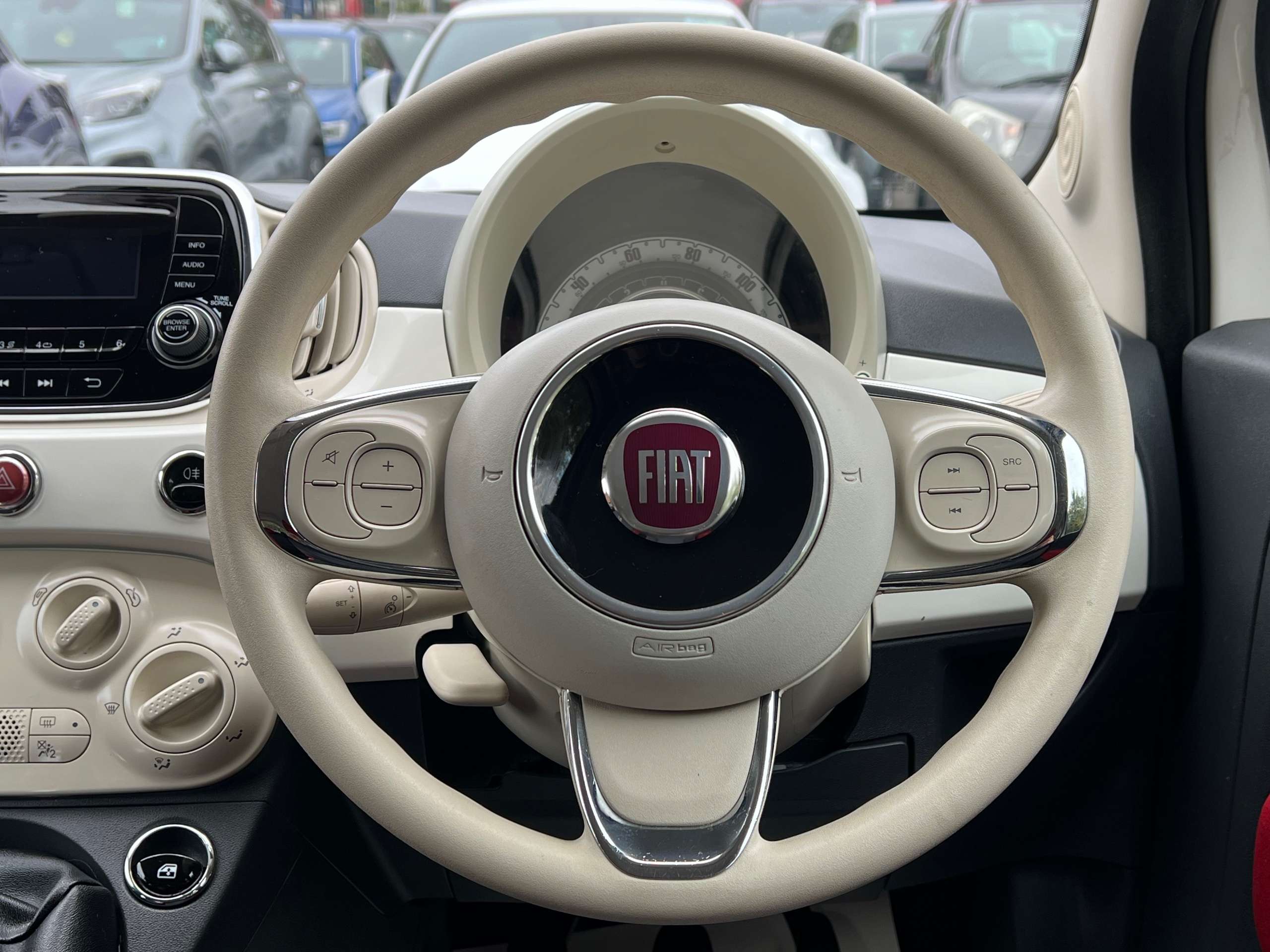 2017 FIAT 500 2017 FIAT 500