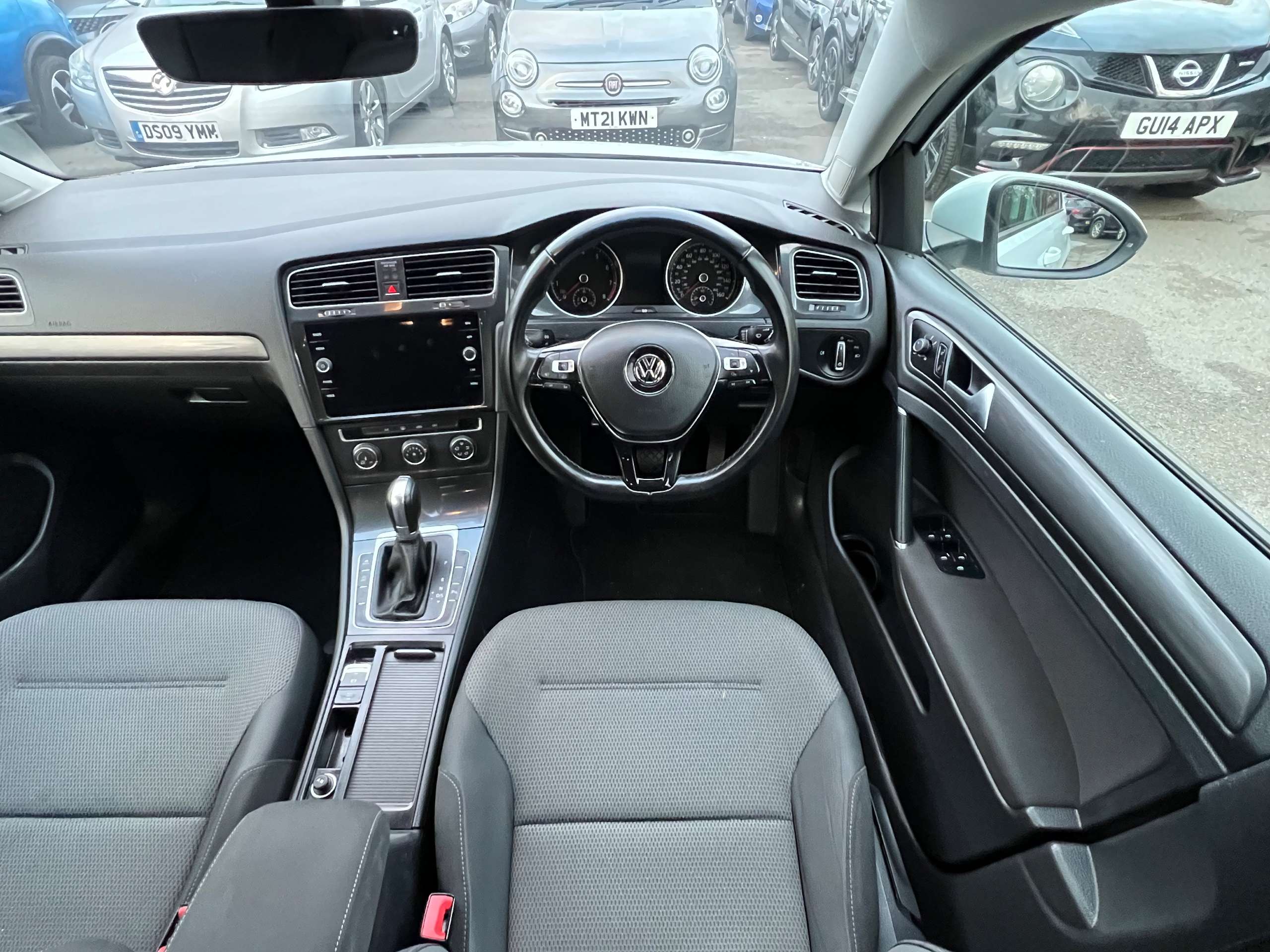 2018 VOLKSWAGEN GOLF 2018 VOLKSWAGEN GOLF