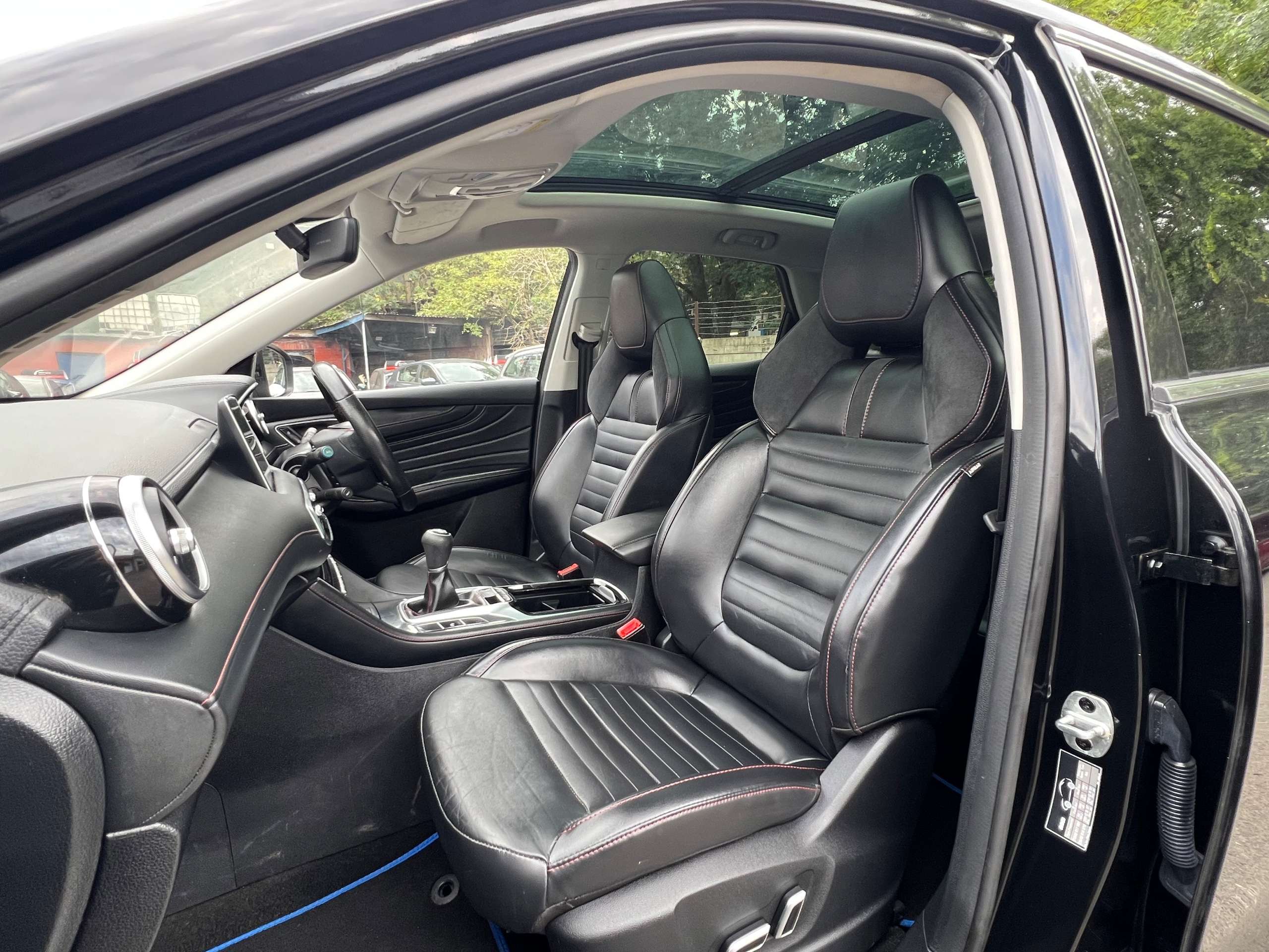 2022 MG HS 2022 MG HS