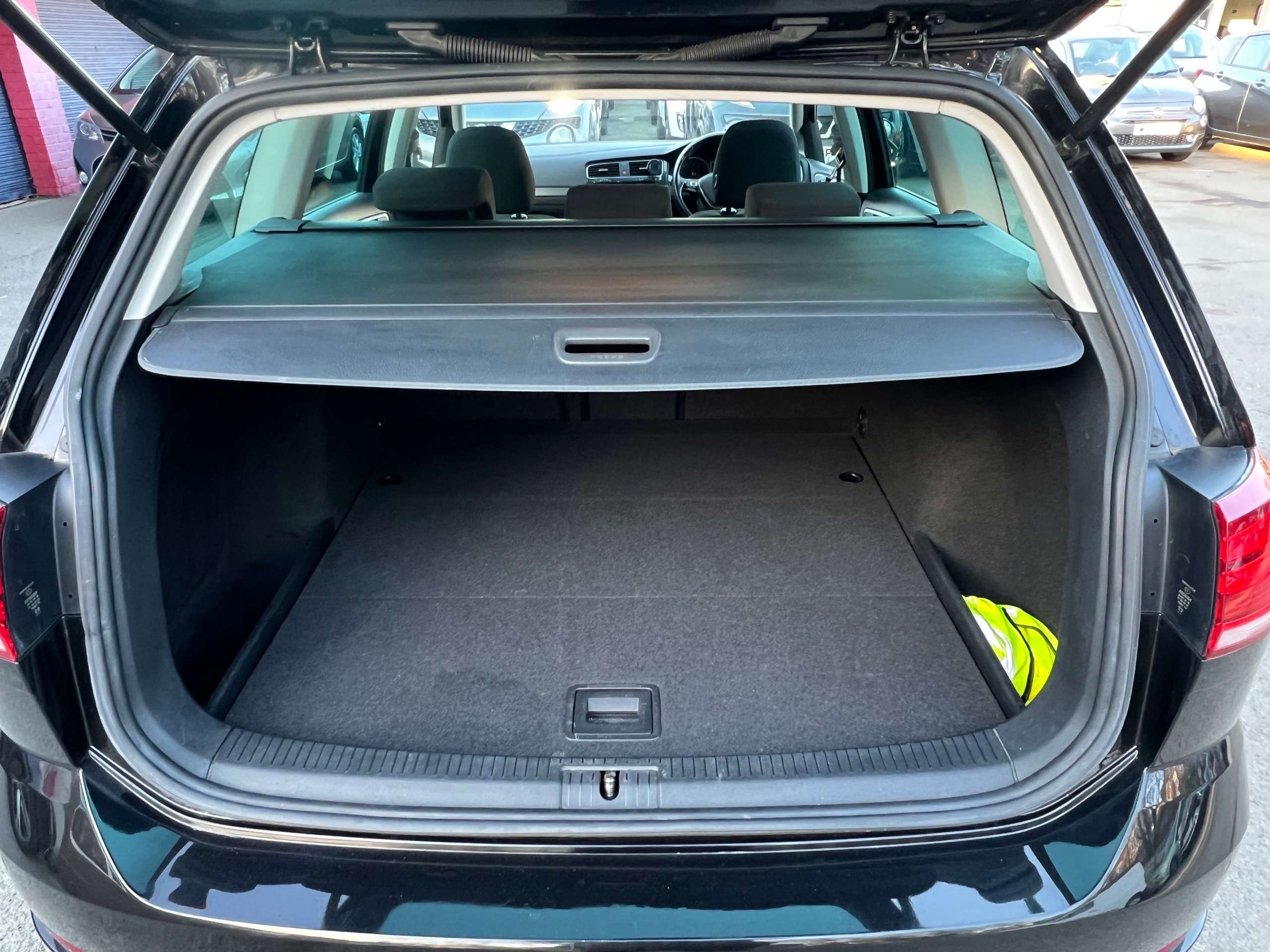 2019 VOLKSWAGEN GOLF 2019 VOLKSWAGEN GOLF