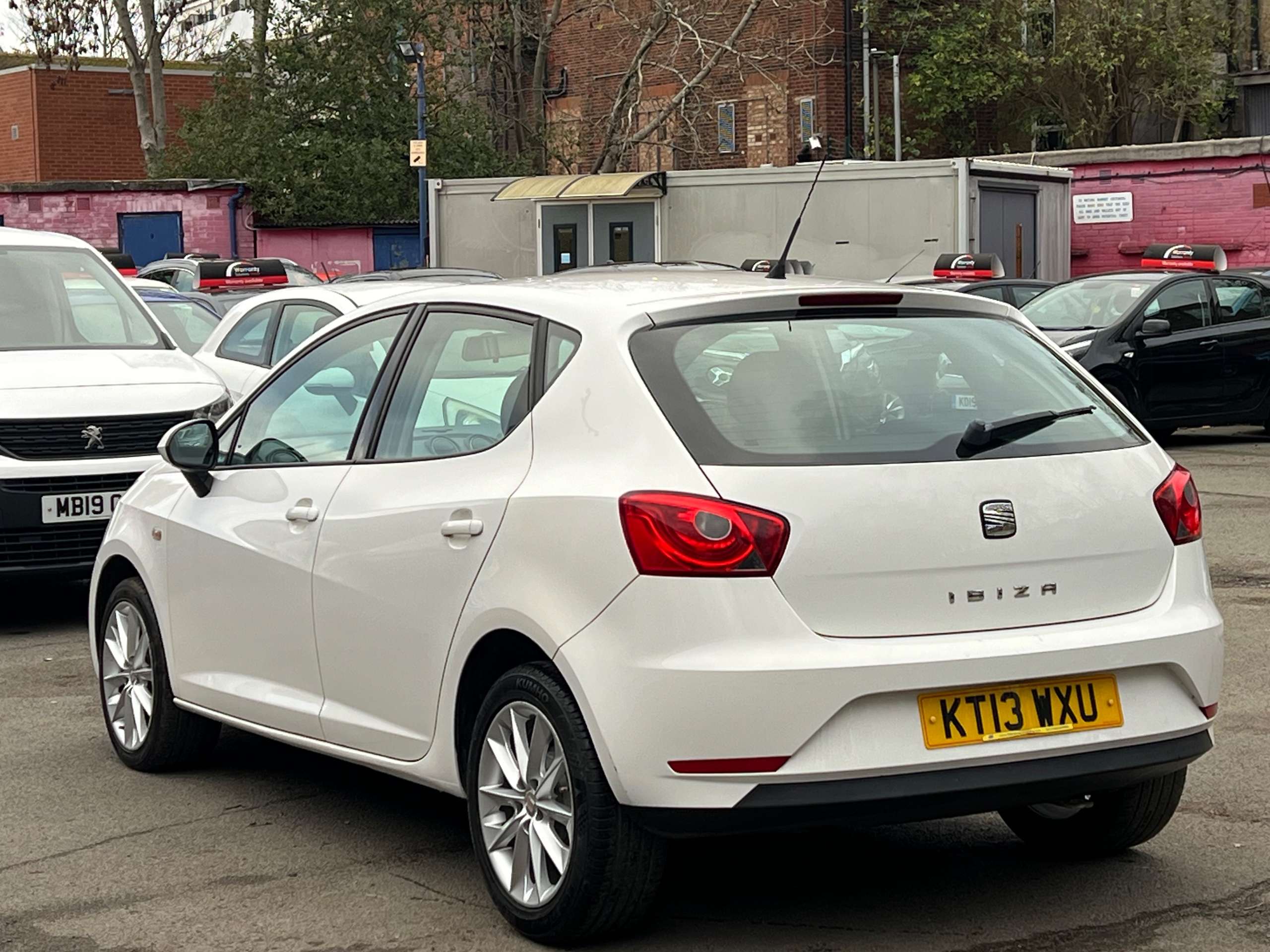 2013 SEAT IBIZA 2013 SEAT IBIZA