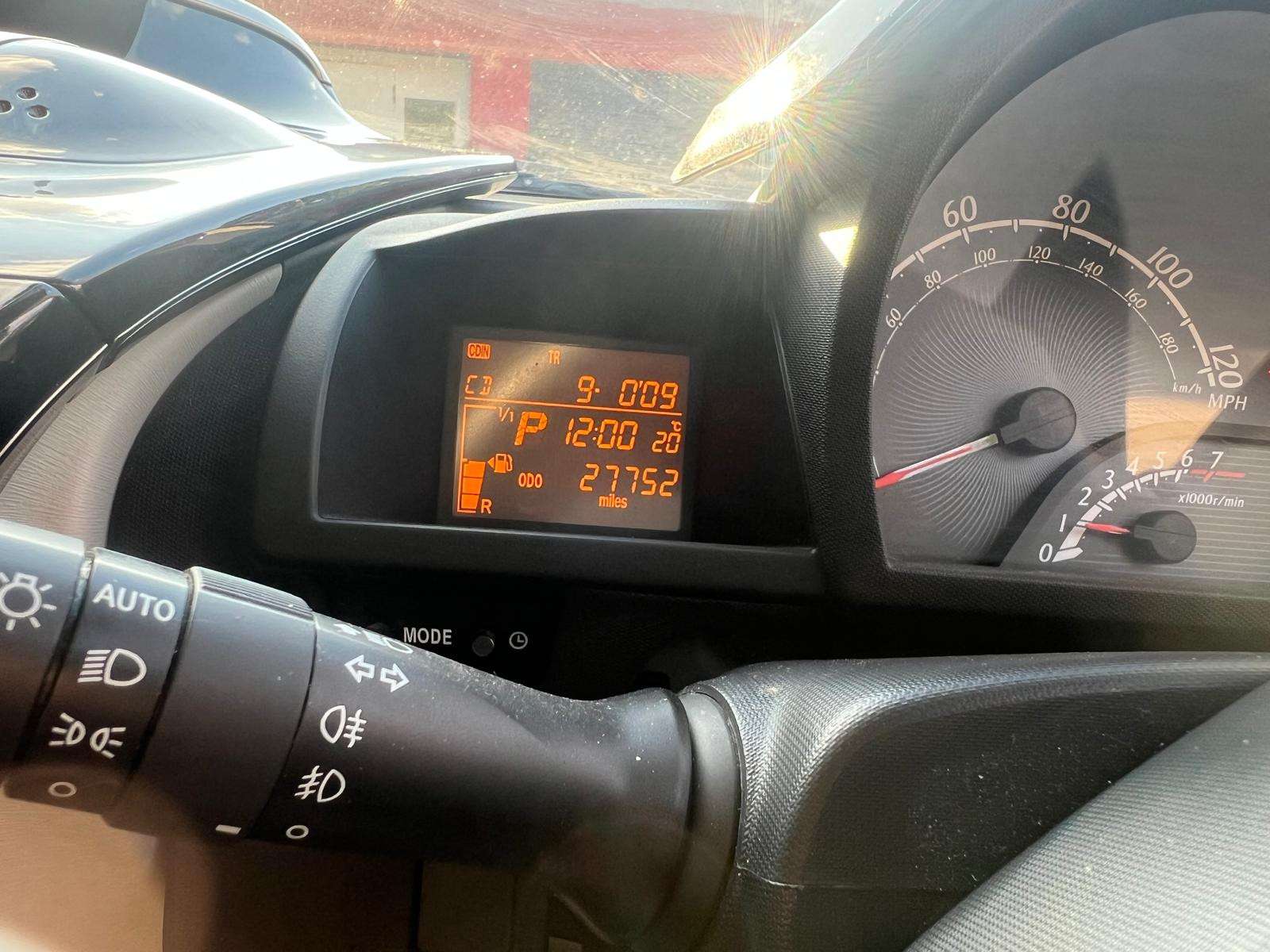 2014 TOYOTA IQ 2014 TOYOTA IQ