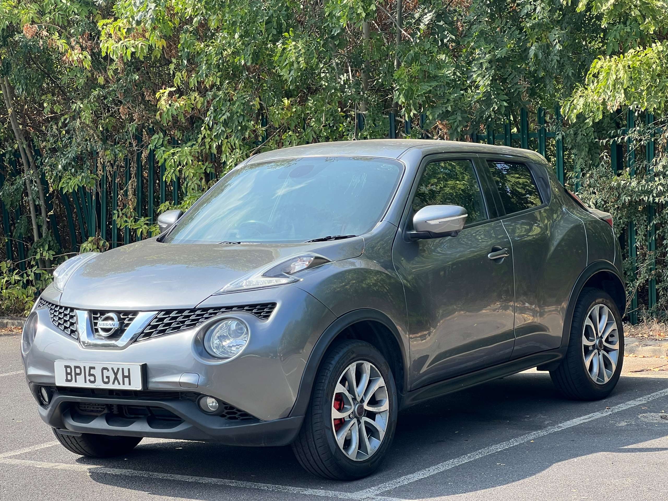 A 2015 NISSAN JUKE 1.6 Tekna SUV 5dr Petrol XTRON Euro 6 (117 ps) A 2015 NISSAN JUKE 1.6 Tekna SUV 5dr Petrol XTRON Euro 6 (117 ps)