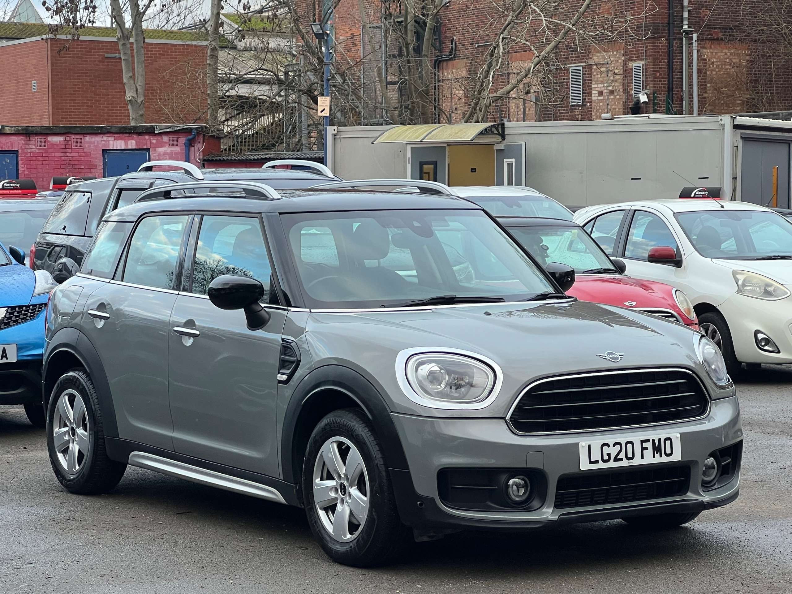 A 2020 MINI COUNTRYMAN 1.5 Cooper Classic SUV 5dr Petrol Steptronic Euro 6 (s/s) (136 ps) A 2020 MINI COUNTRYMAN 1.5 Cooper Classic SUV 5dr Petrol Steptronic Euro 6 (s/s) (136 ps)