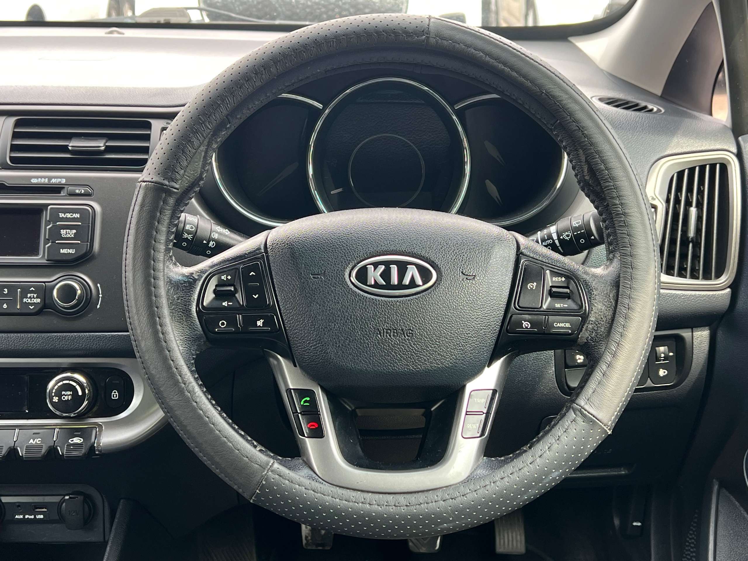 2012 KIA RIO 2012 KIA RIO