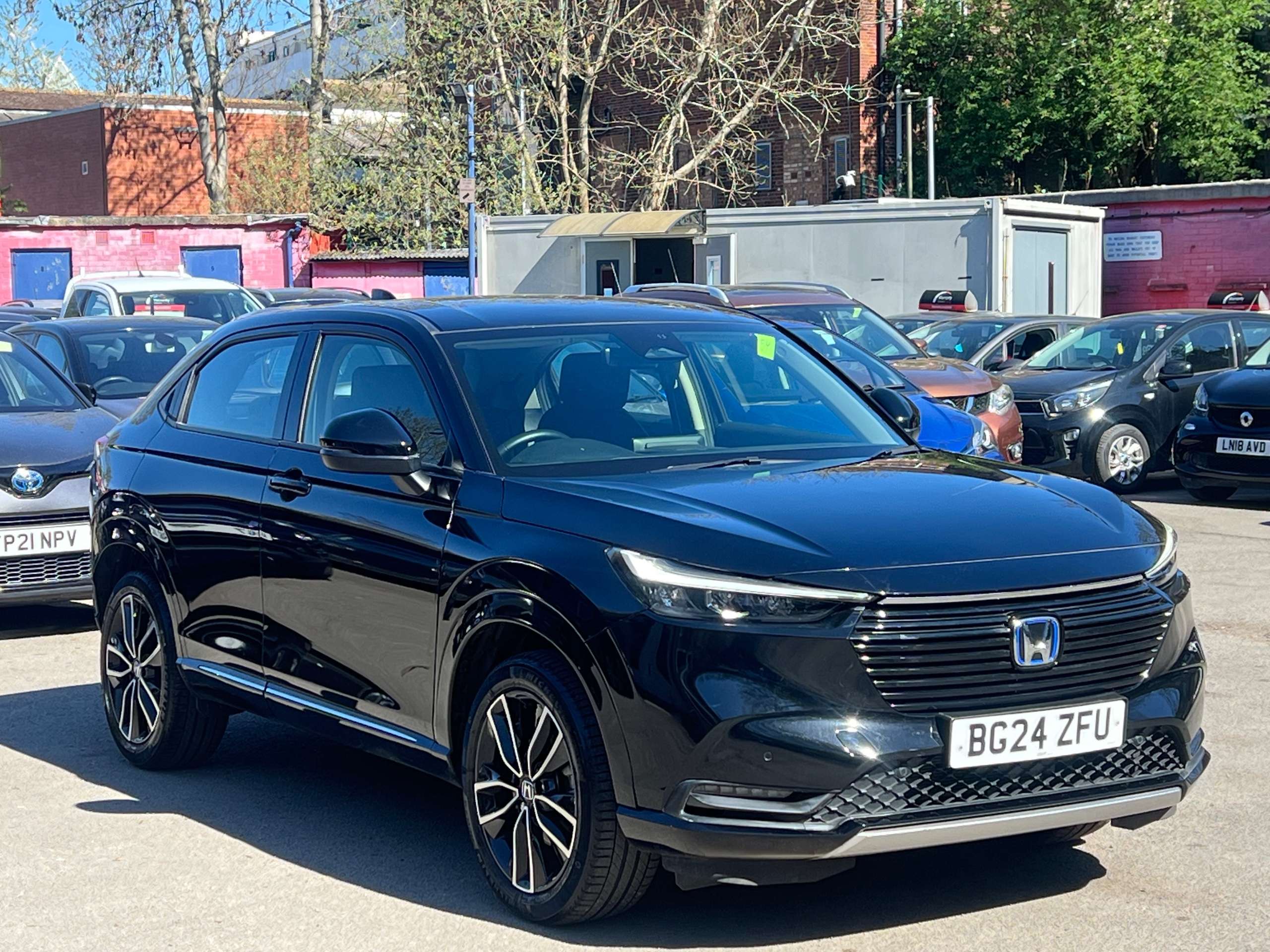 A 2024 HONDA HR-V 1.5 h i-MMD Advance SUV 5dr Petrol Hybrid CVT Euro 6 (s/s) (131 ps) A 2024 HONDA HR-V 1.5 h i-MMD Advance SUV 5dr Petrol Hybrid CVT Euro 6 (s/s) (131 ps)