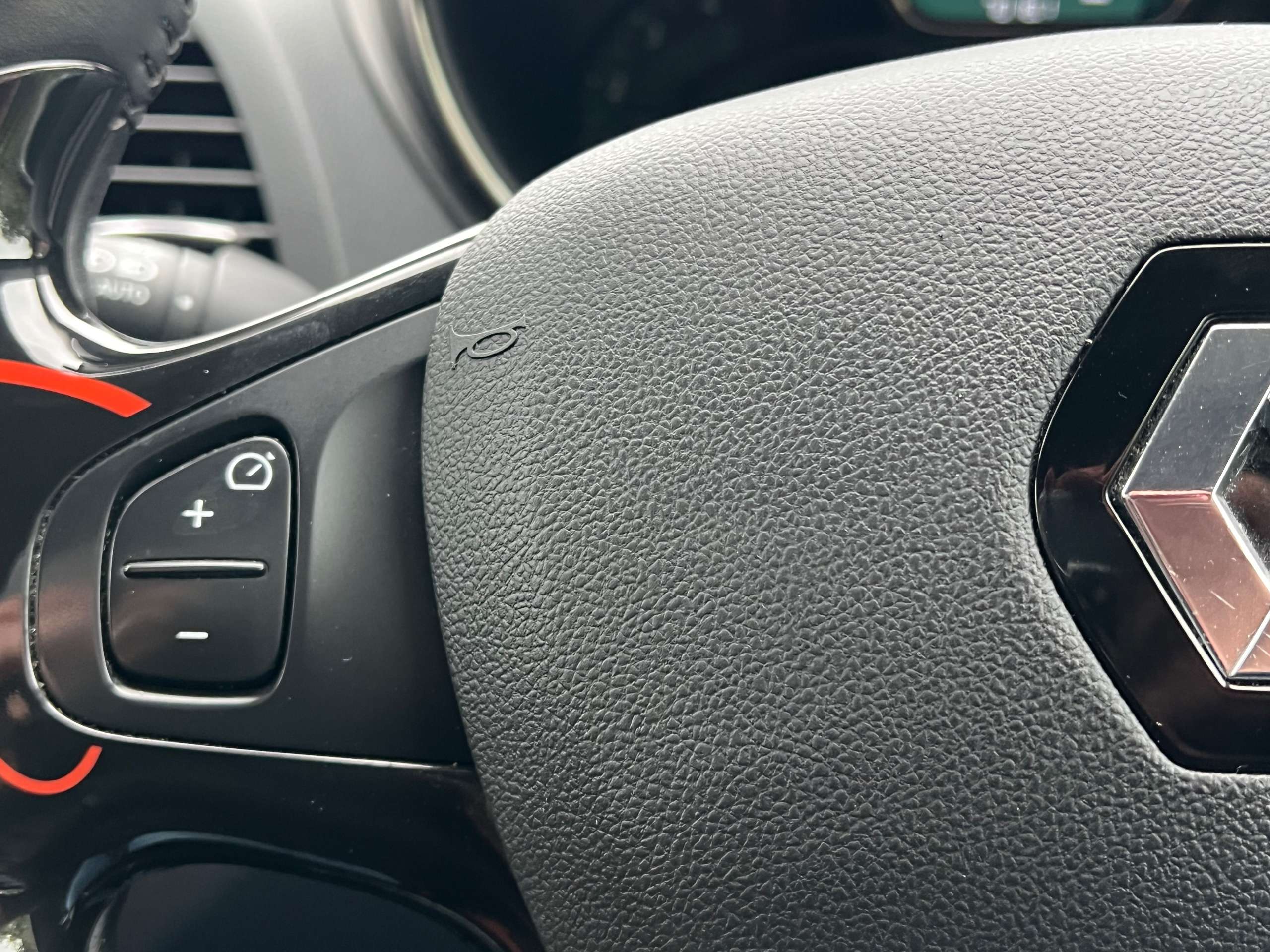 2017 RENAULT CAPTUR 2017 RENAULT CAPTUR