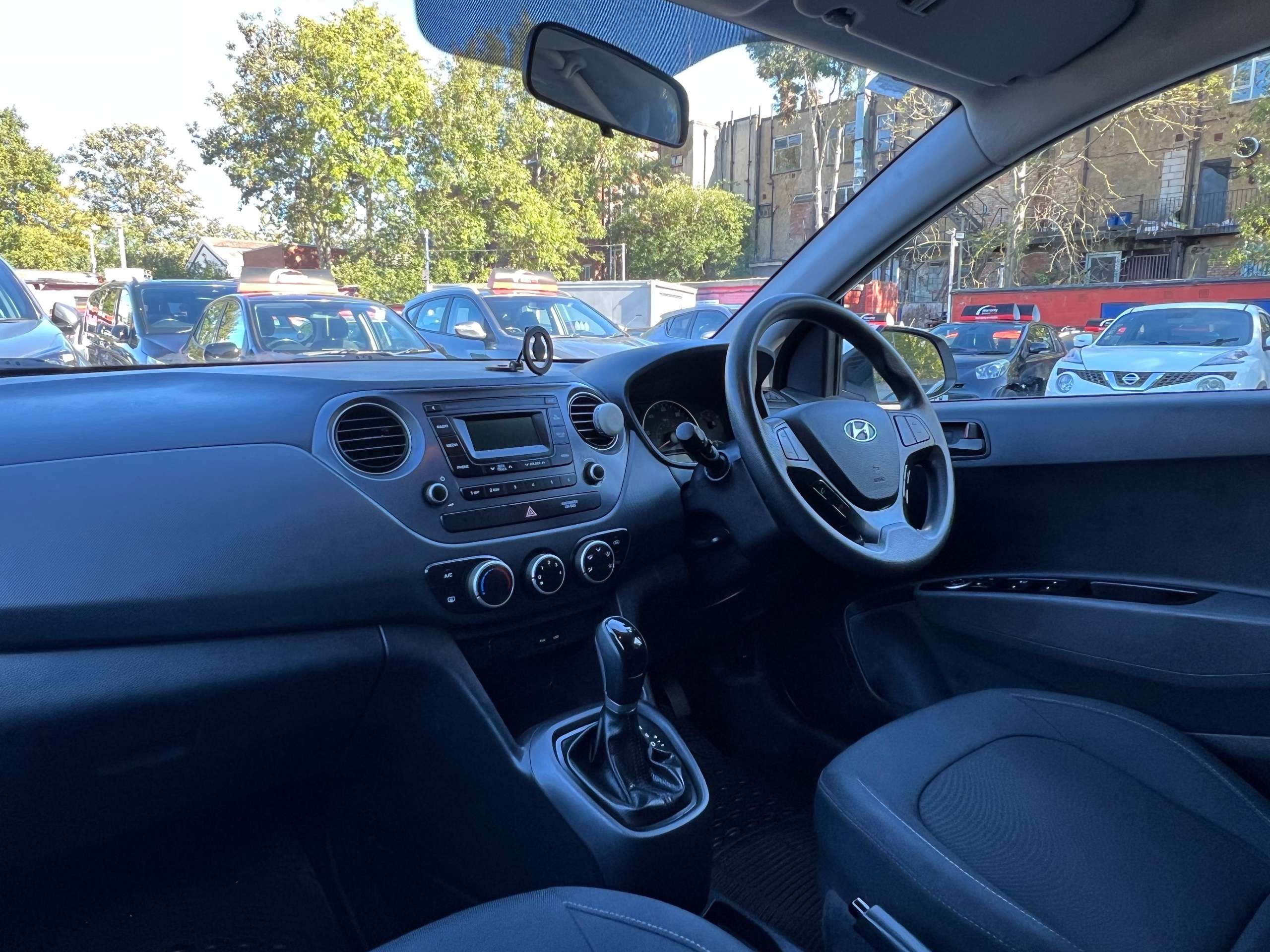 2018 HYUNDAI I10 2018 HYUNDAI I10