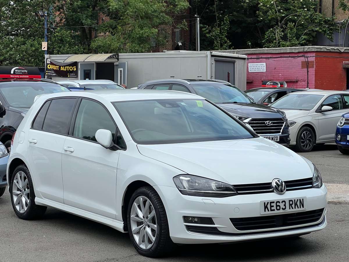 Check out this Volkswagen Golf 2014 Petrol Automatic