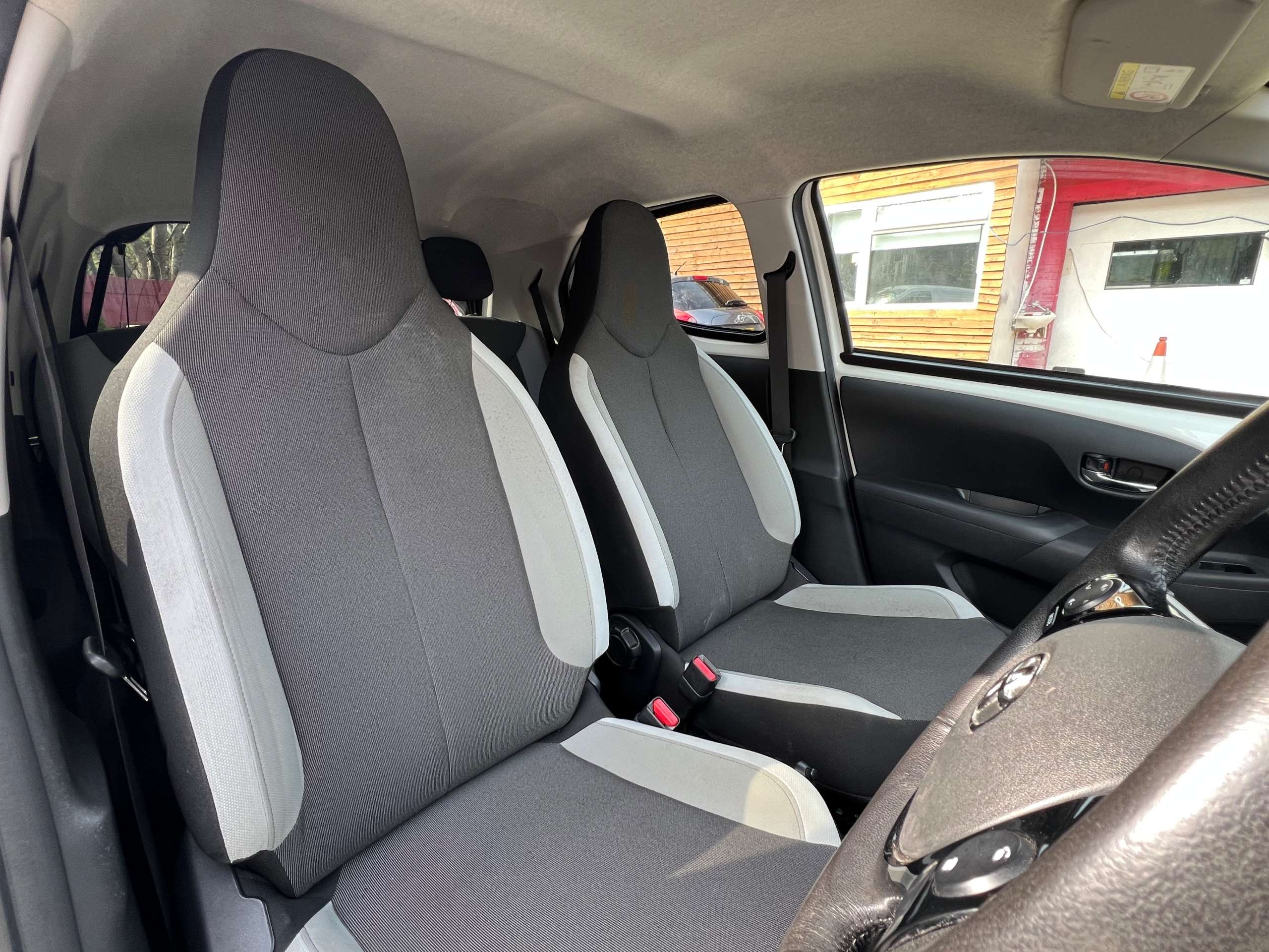 2018 TOYOTA AYGO 2018 TOYOTA AYGO