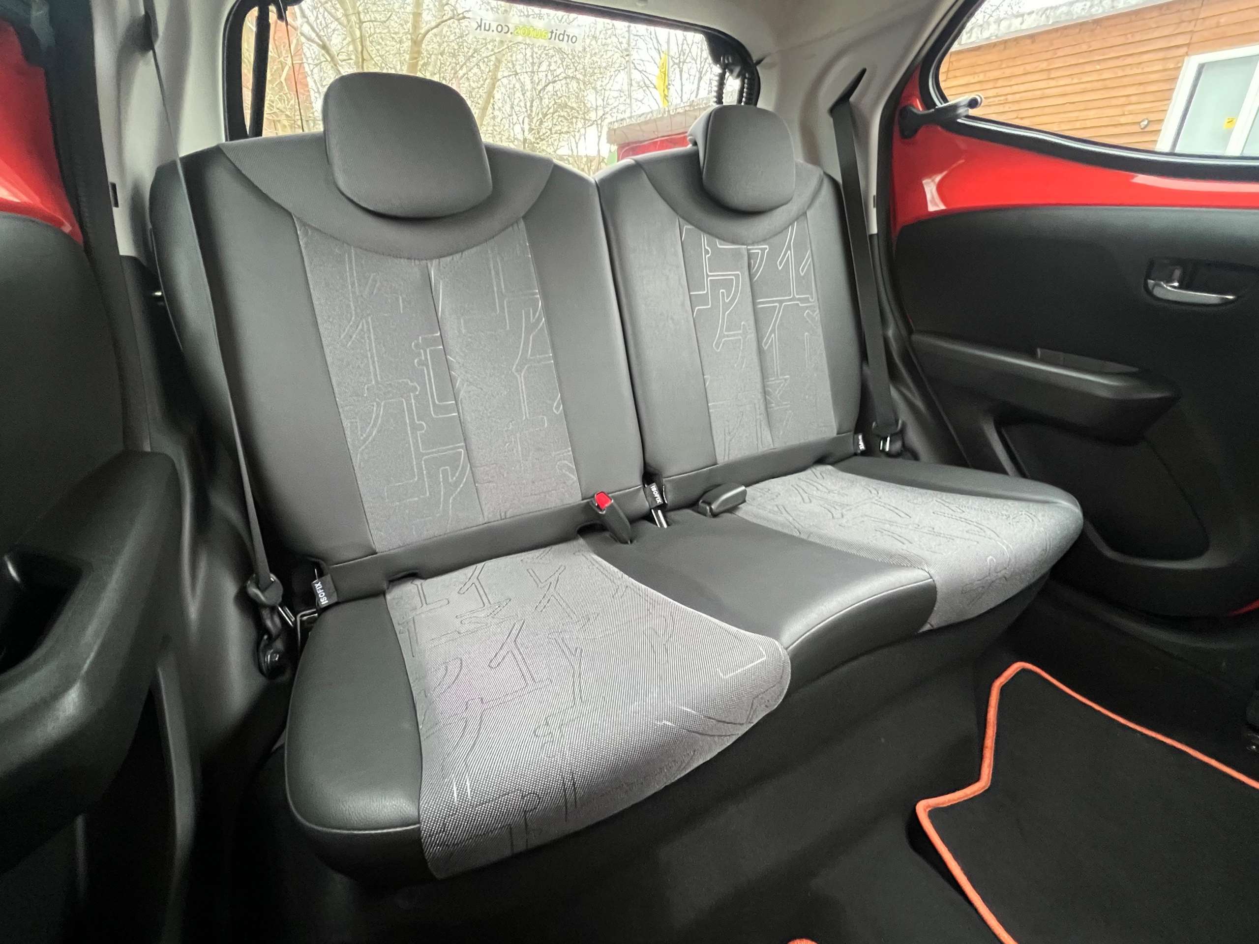 2015 TOYOTA AYGO 2015 TOYOTA AYGO