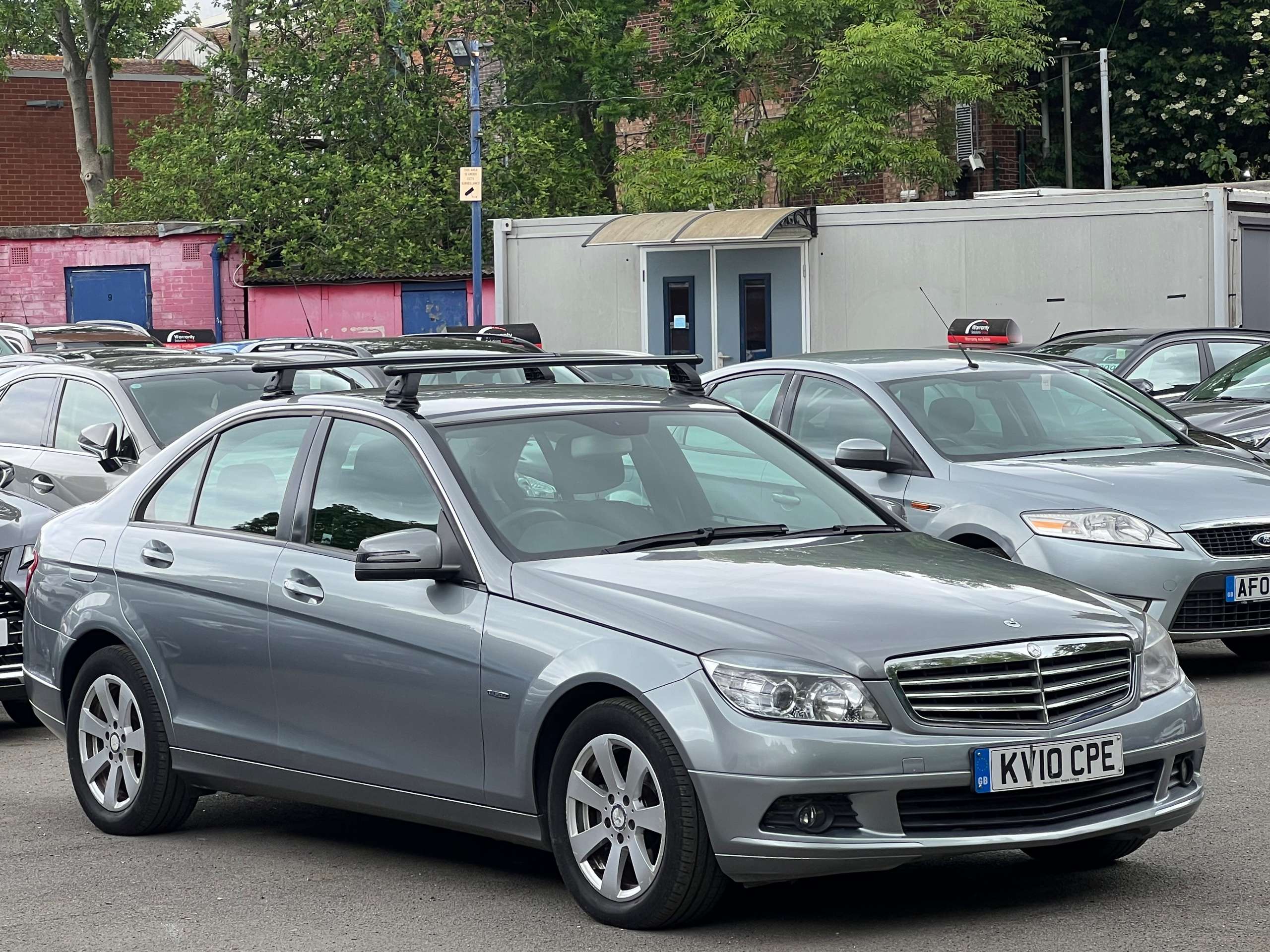 A 2010 MERCEDES-BENZ C CLASS 1.6 C180K BlueEfficiency Sport Saloon 4dr Petrol Auto Euro 4 (156 ps) A 2010 MERCEDES-BENZ C CLASS 1.6 C180K BlueEfficiency Sport Saloon 4dr Petrol Auto Euro 4 (156 ps)