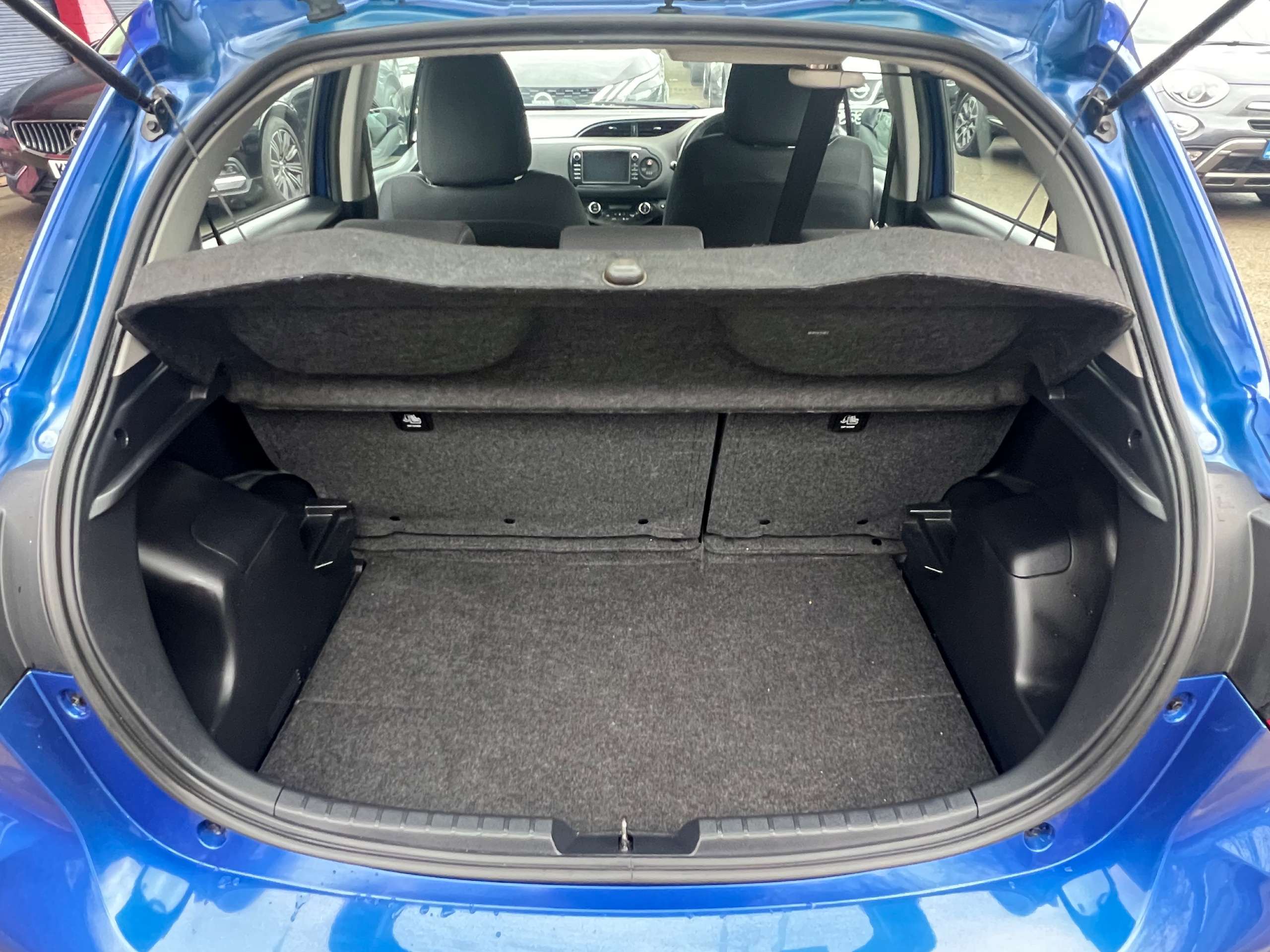 2018 TOYOTA YARIS 2018 TOYOTA YARIS