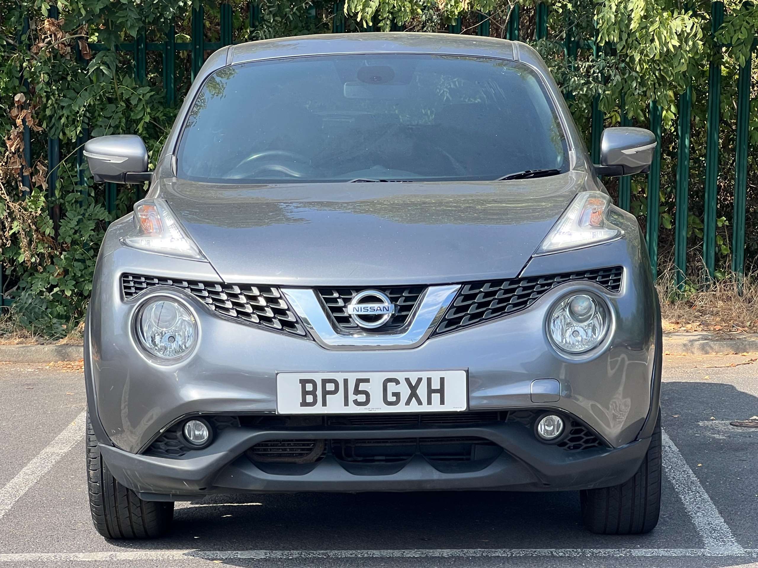 A 2015 NISSAN JUKE 1.6 Tekna SUV 5dr Petrol XTRON Euro 6 (117 ps) A 2015 NISSAN JUKE 1.6 Tekna SUV 5dr Petrol XTRON Euro 6 (117 ps)