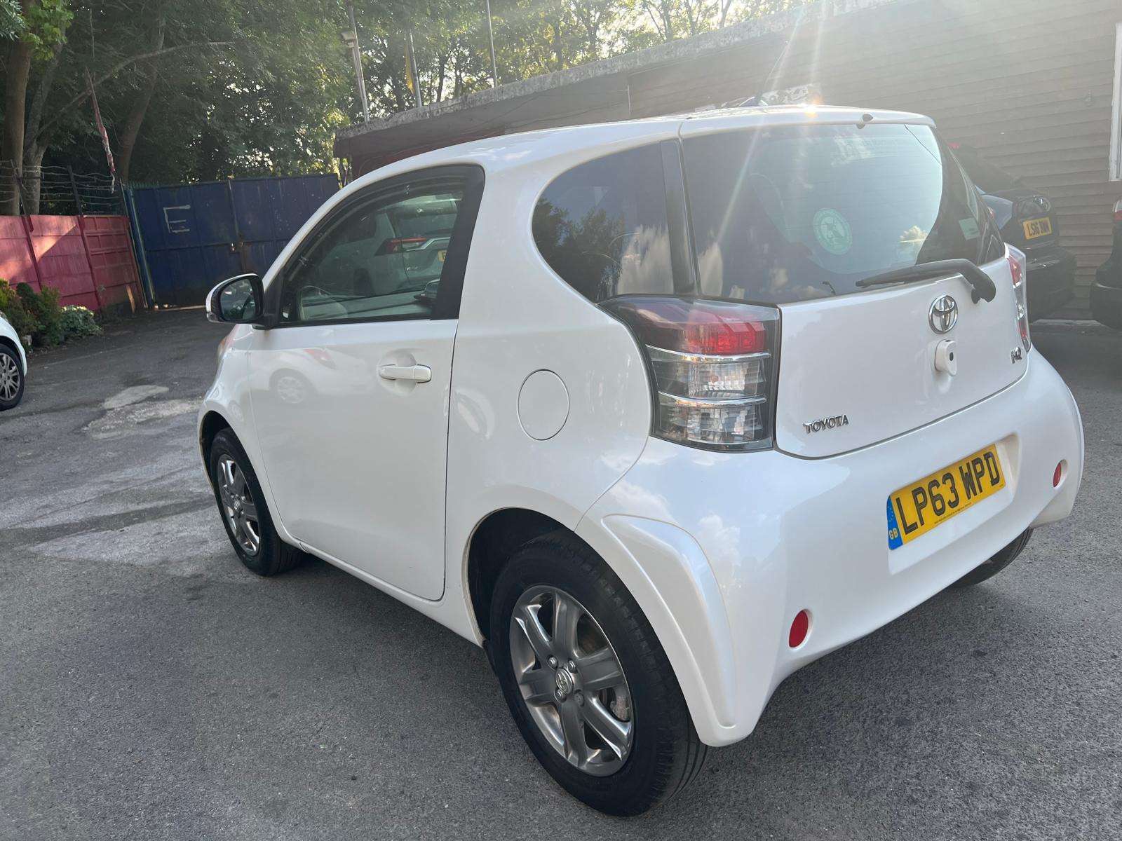 2014 TOYOTA IQ 2014 TOYOTA IQ