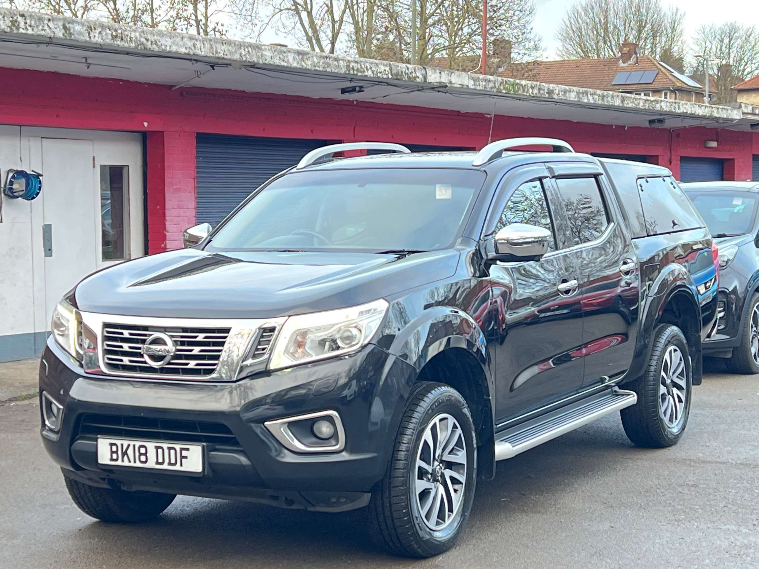 A 2018 NISSAN NAVARA 2.3 dCi Tekna Pickup Double Cab 4dr Diesel Auto 4WD Euro 6 (190 ps) A 2018 NISSAN NAVARA 2.3 dCi Tekna Pickup Double Cab 4dr Diesel Auto 4WD Euro 6 (190 ps)