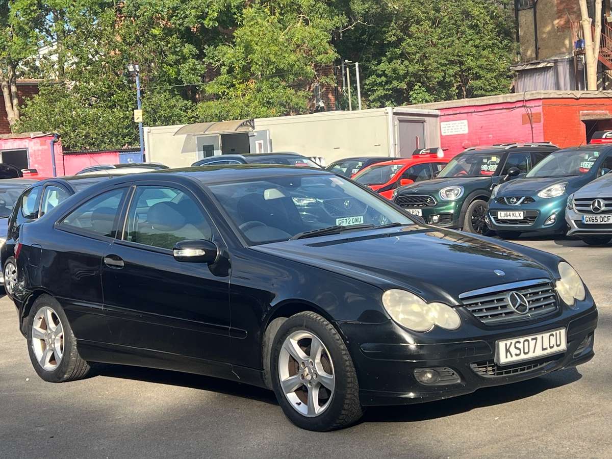 Check out this Mercedes-benz C Class 2007 Petrol Automatic