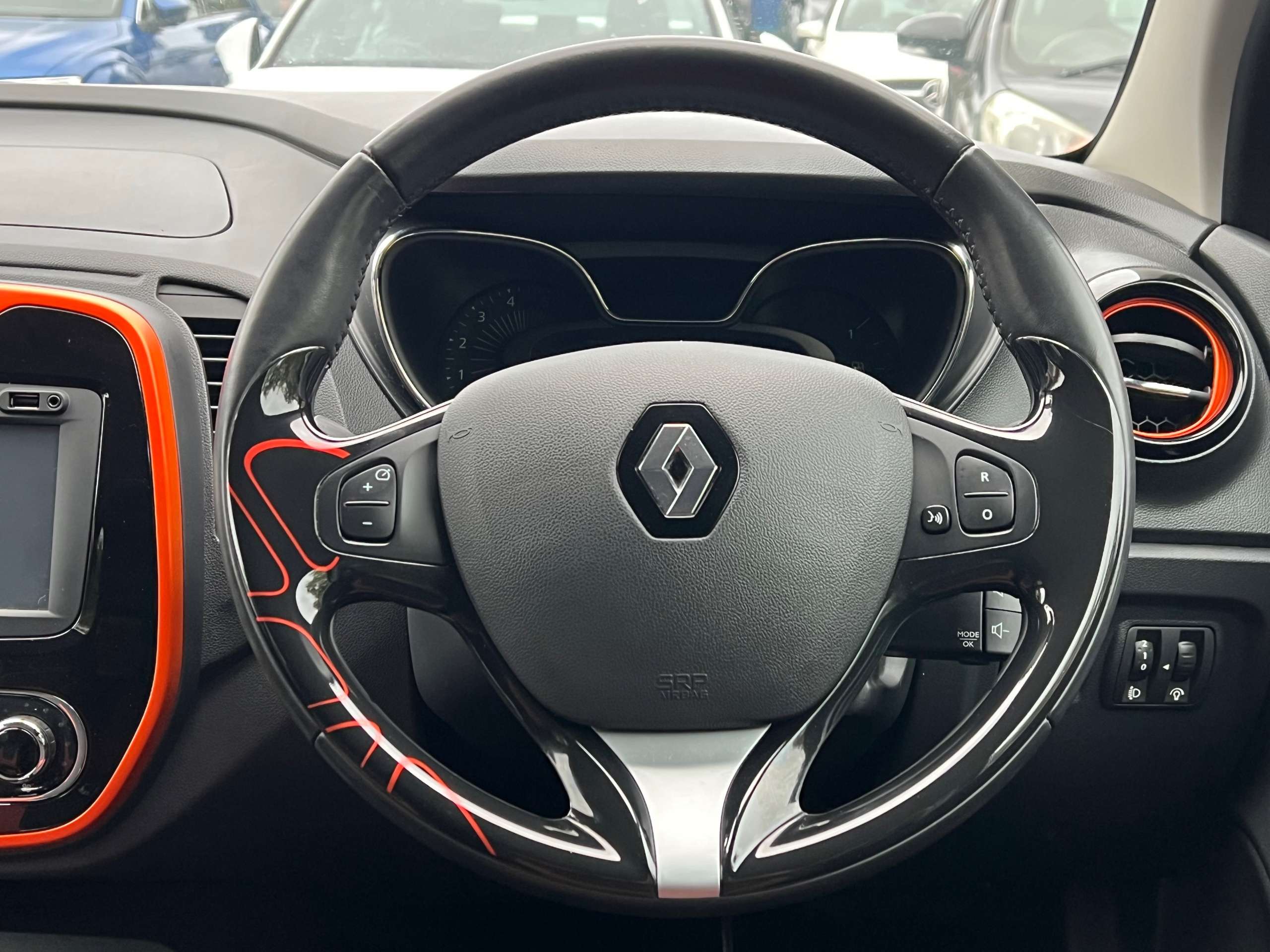 2017 RENAULT CAPTUR 2017 RENAULT CAPTUR