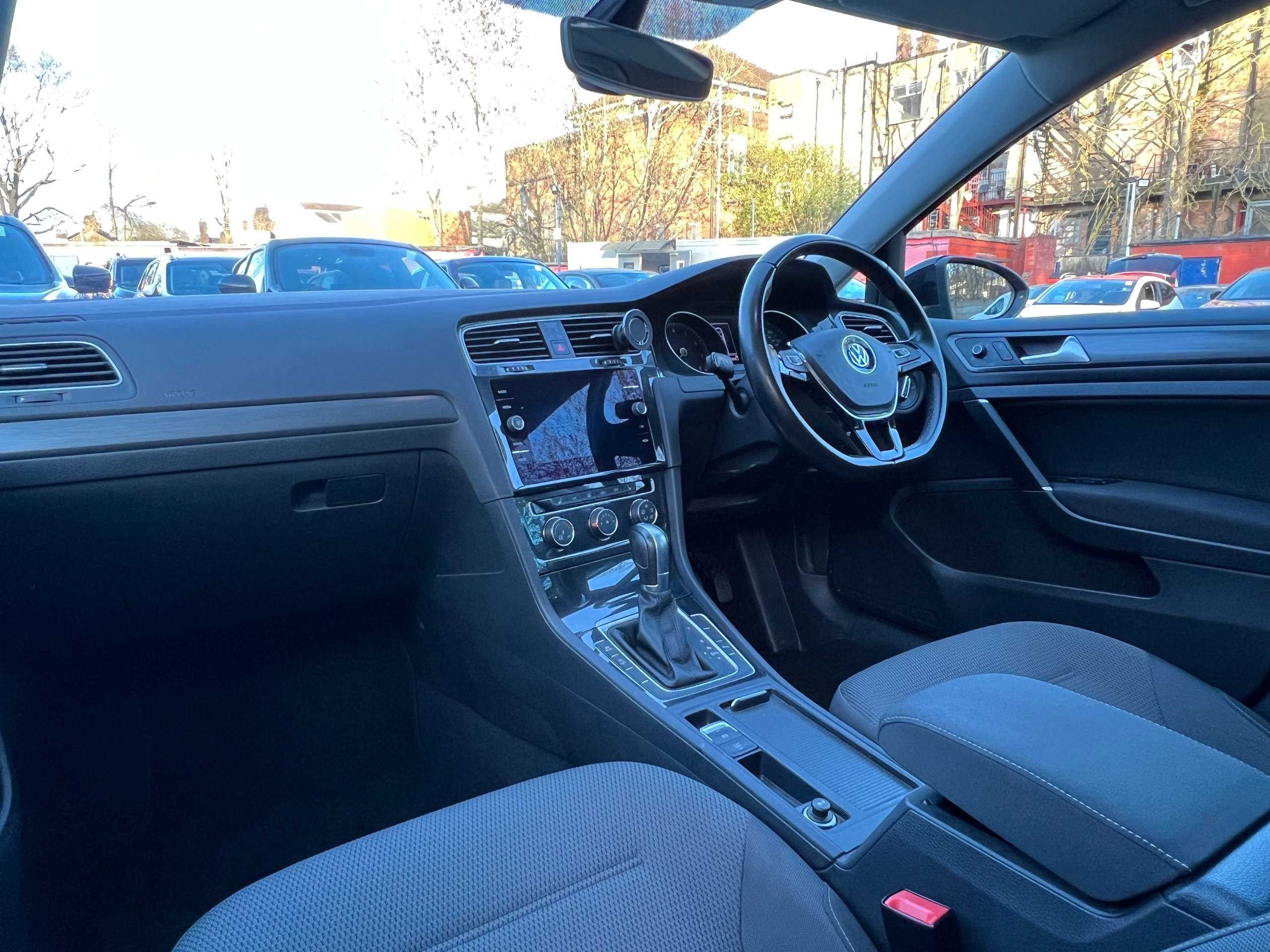 2019 VOLKSWAGEN GOLF 2019 VOLKSWAGEN GOLF