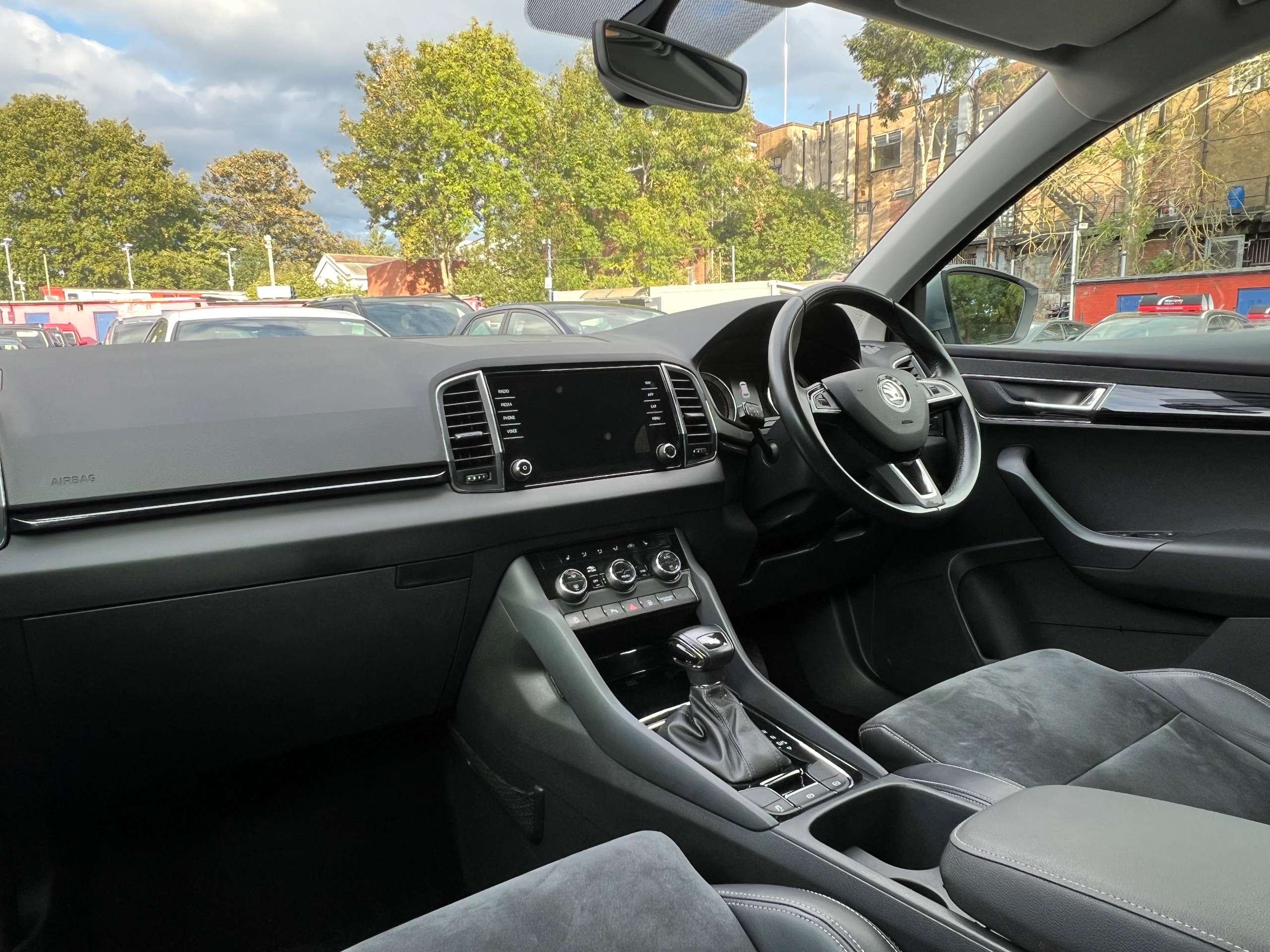 2018 SKODA KAROQ 2018 SKODA KAROQ