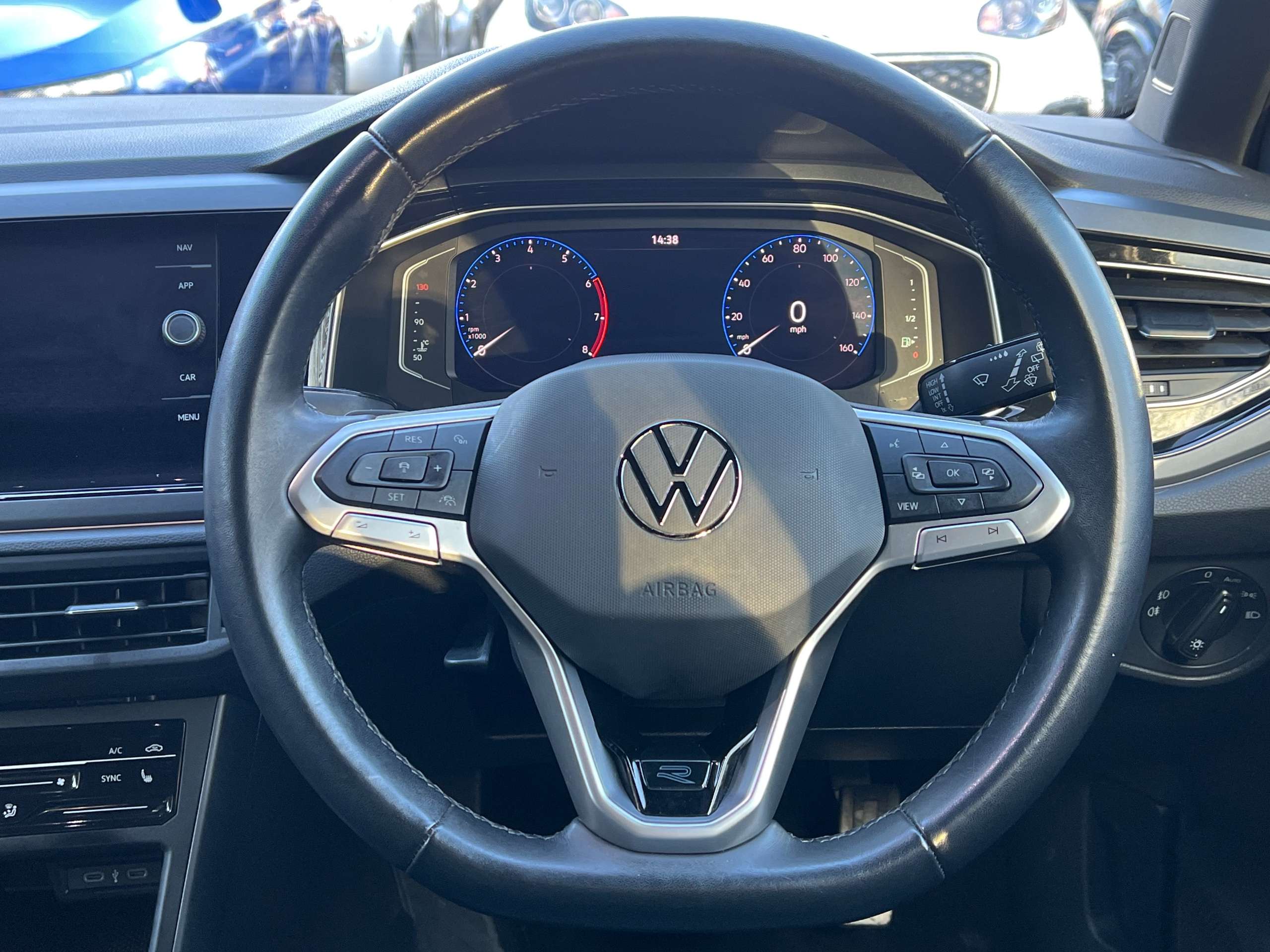 2024 VOLKSWAGEN POLO 2024 VOLKSWAGEN POLO