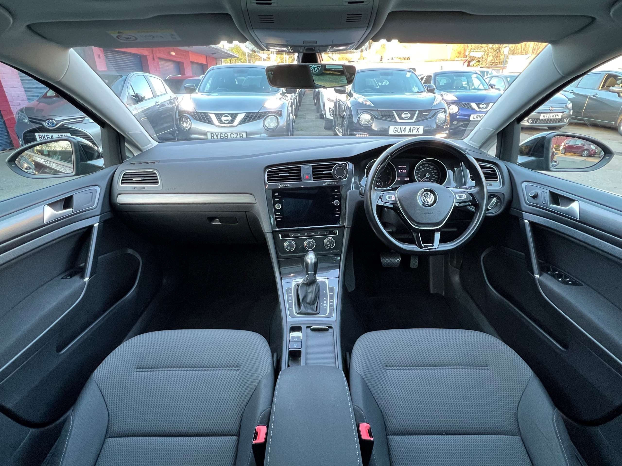 2019 VOLKSWAGEN GOLF 2019 VOLKSWAGEN GOLF