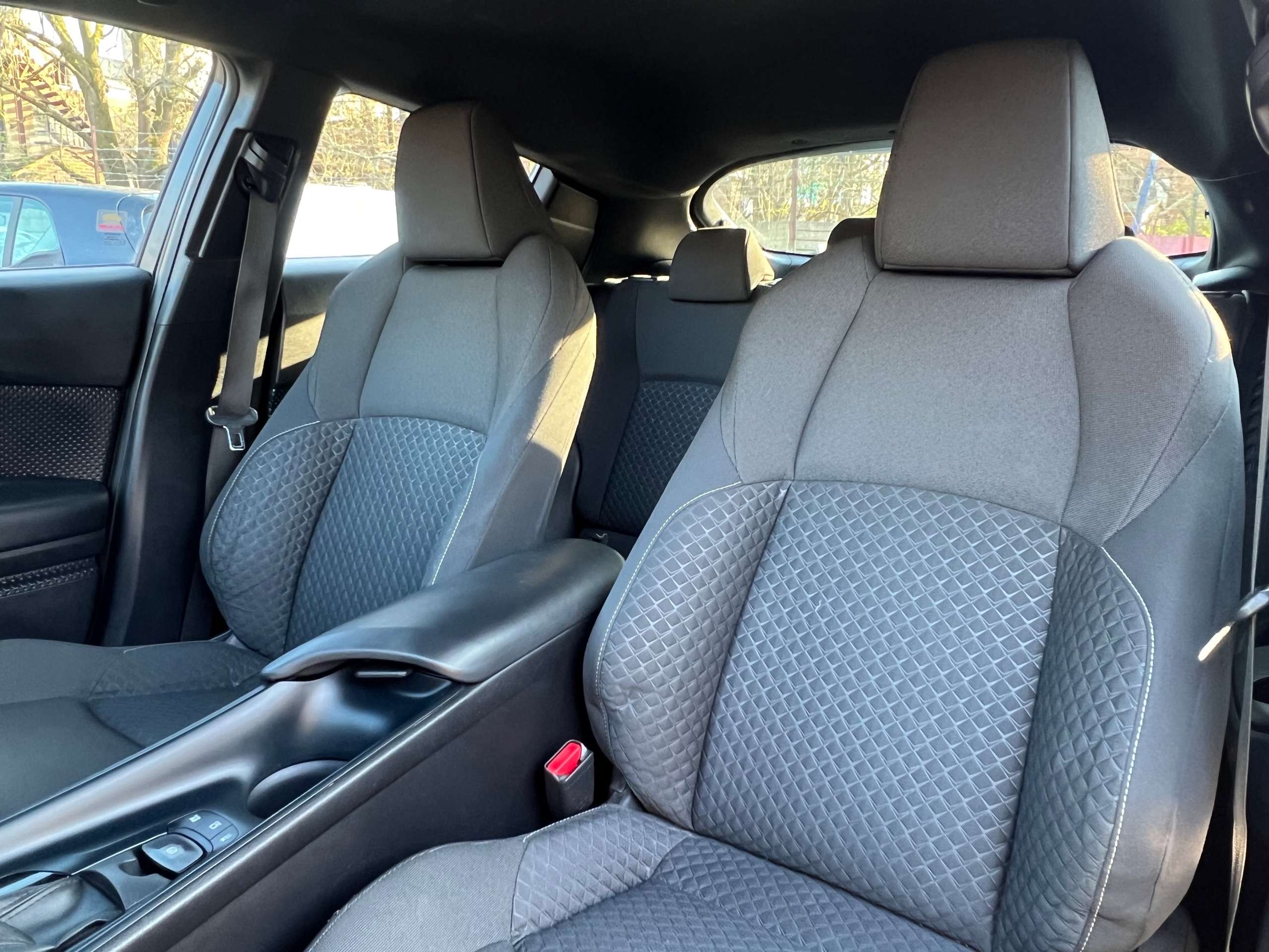 2021 TOYOTA C-HR 2021 TOYOTA C-HR