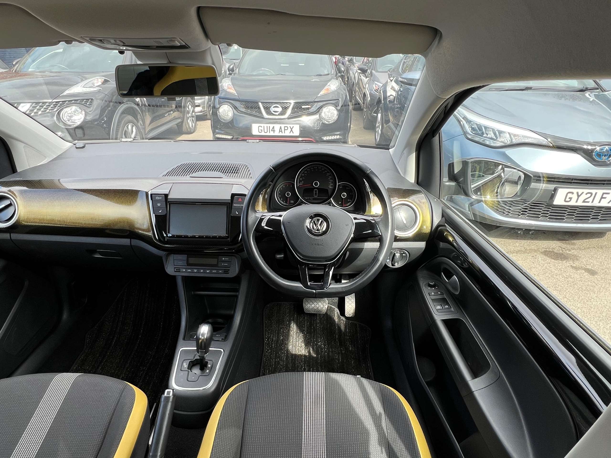 2020 VOLKSWAGEN UP! 2020 VOLKSWAGEN UP!