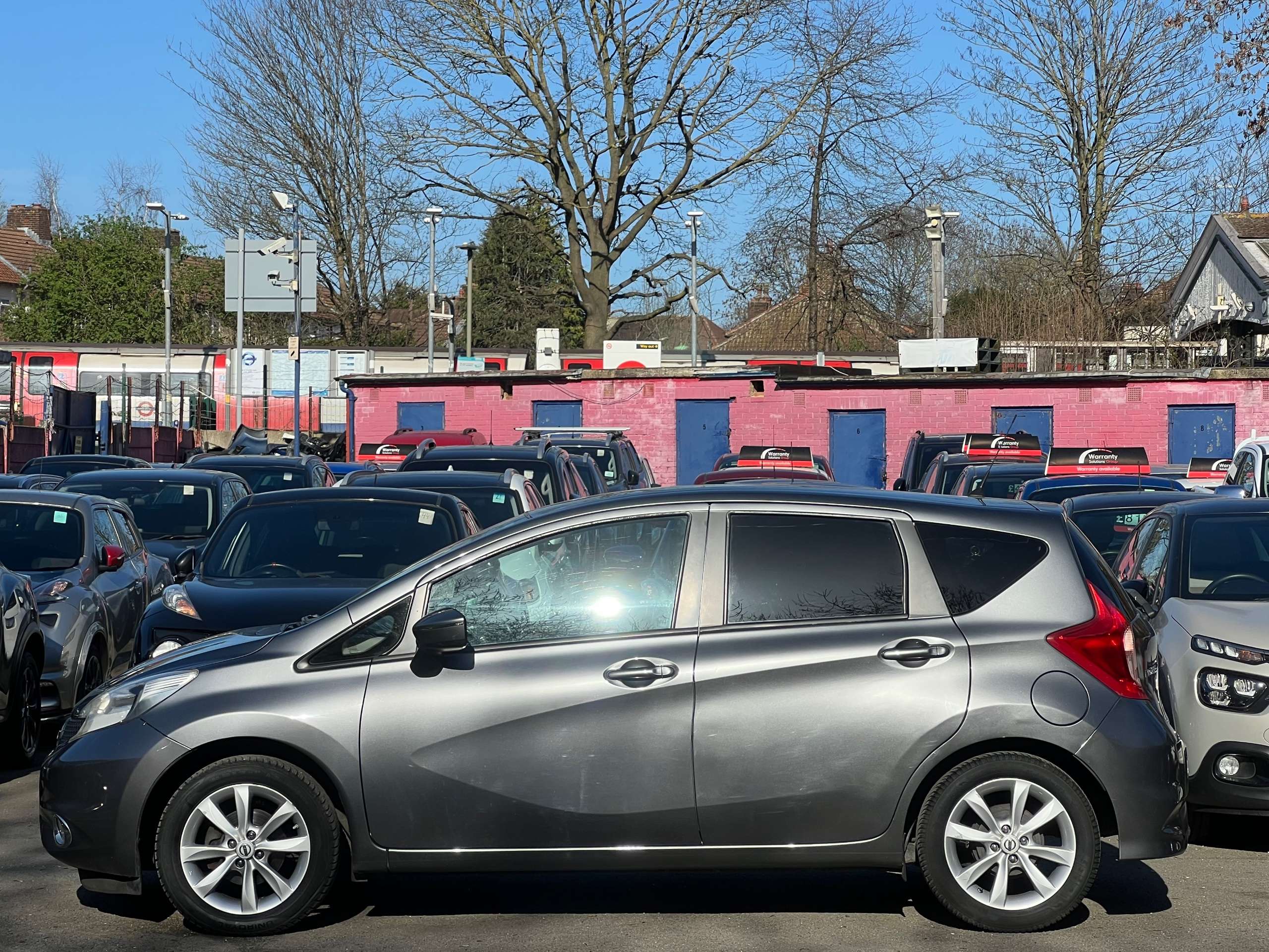 A 2014 NISSAN NOTE 1.2 DIG-S Acenta Premium Hatchback 5dr Petrol Manual Euro 5 (s/s) (98 ps) A 2014 NISSAN NOTE 1.2 DIG-S Acenta Premium Hatchback 5dr Petrol Manual Euro 5 (s/s) (98 ps)