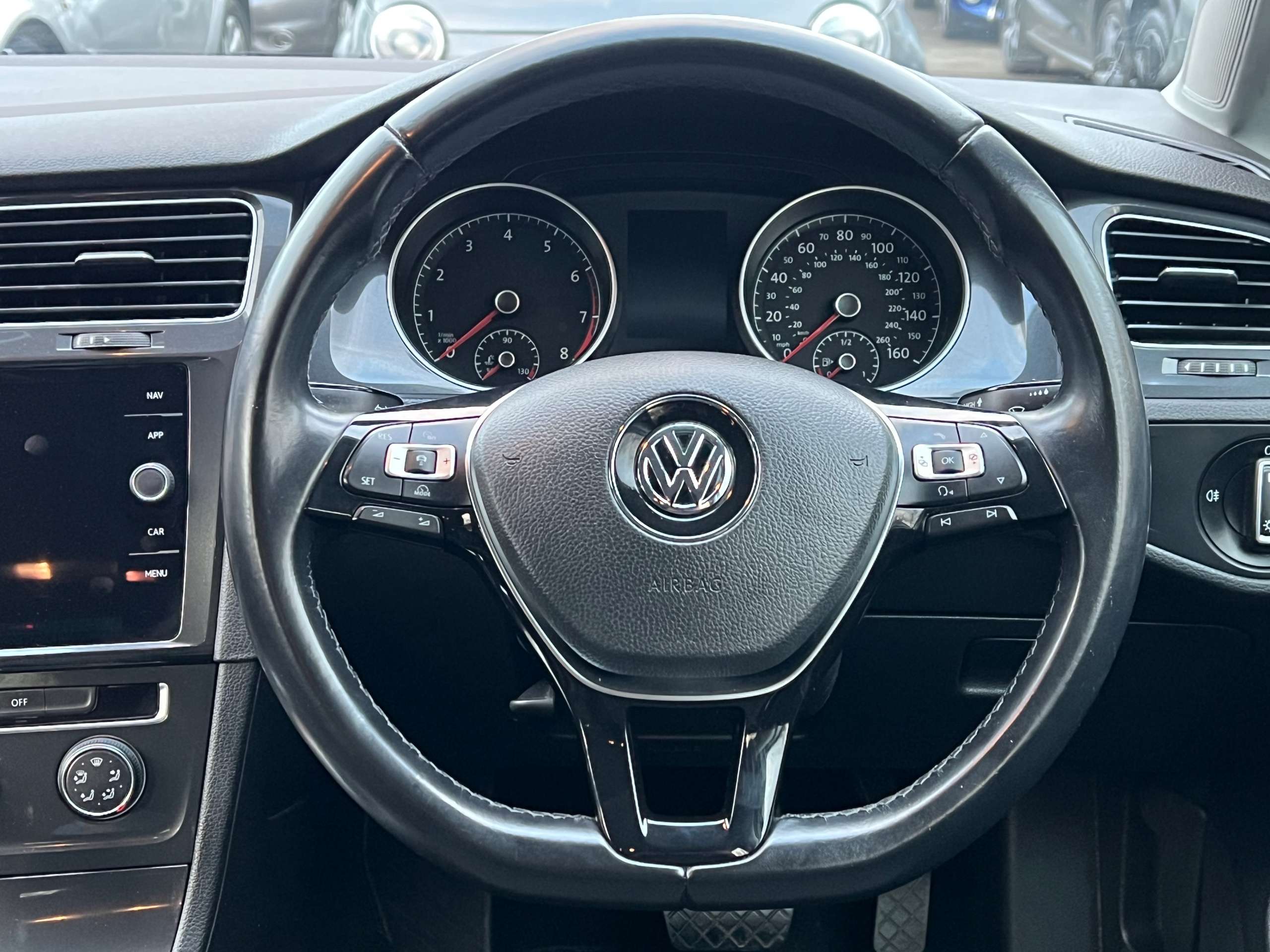 2018 VOLKSWAGEN GOLF 2018 VOLKSWAGEN GOLF