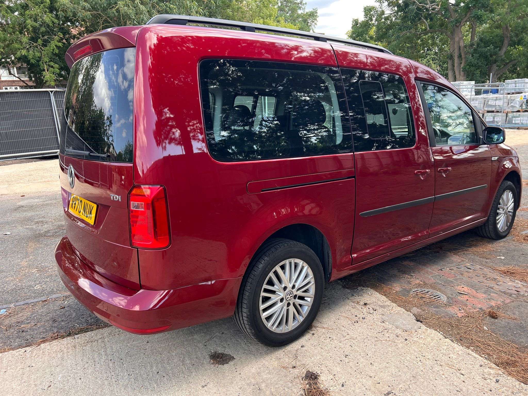 2020 VOLKSWAGEN CADDY MAXI LIFE 2020 VOLKSWAGEN CADDY MAXI LIFE