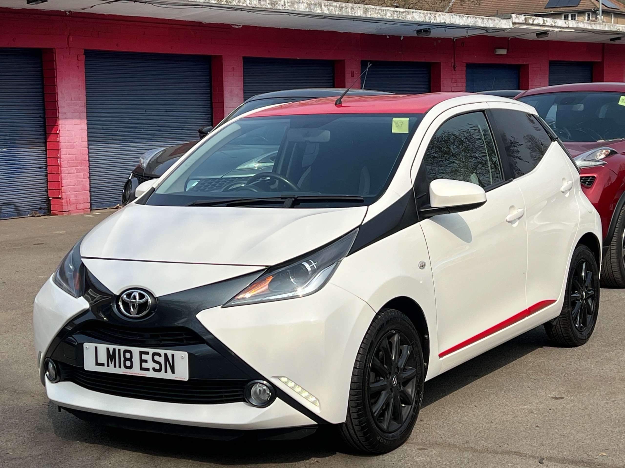 A 2018 TOYOTA AYGO 1.0 VVT-i x-press Hatchback 5dr Petrol x-shift Euro 6 (68 ps) A 2018 TOYOTA AYGO 1.0 VVT-i x-press Hatchback 5dr Petrol x-shift Euro 6 (68 ps)