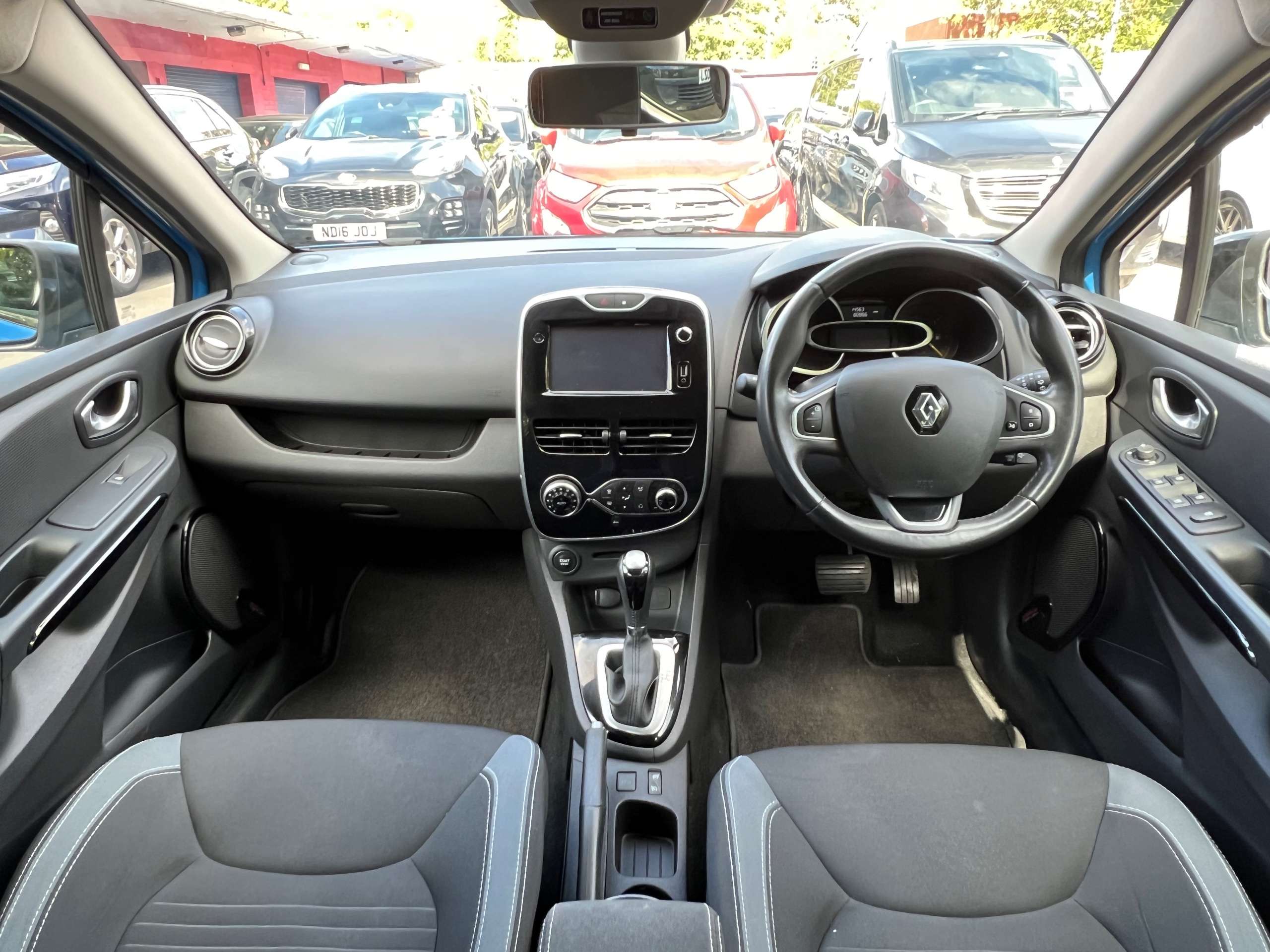 2015 RENAULT CLIO 2015 RENAULT CLIO