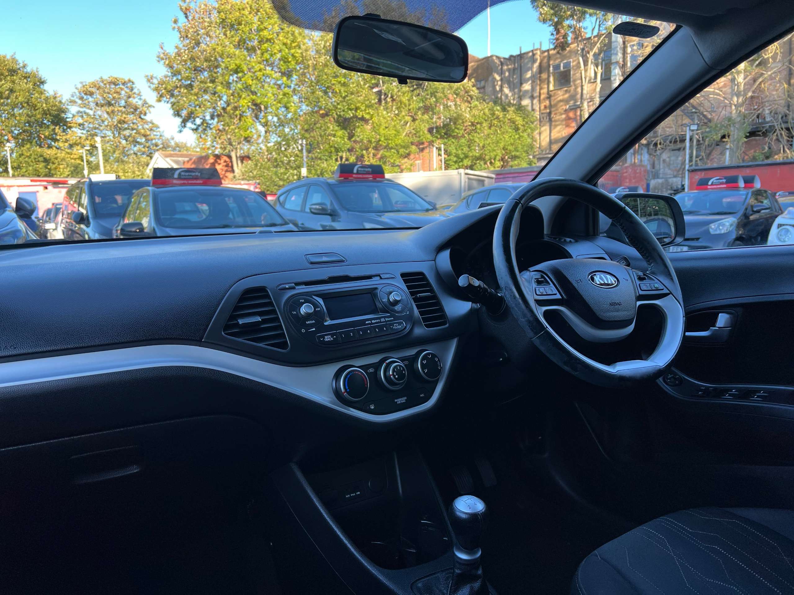 2014 KIA PICANTO 2014 KIA PICANTO